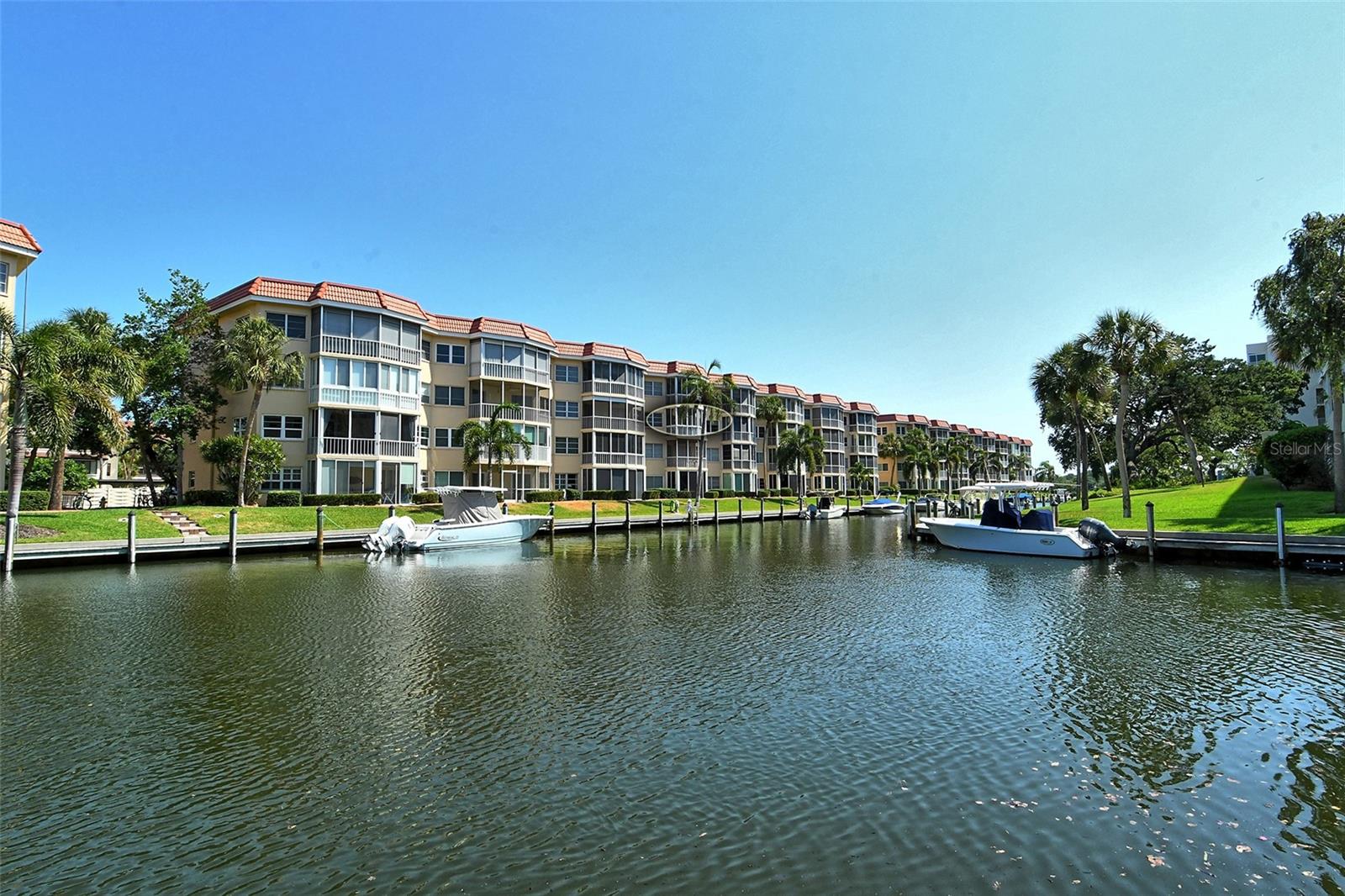 1300 N Portofino Dr #305 Property Photo 29