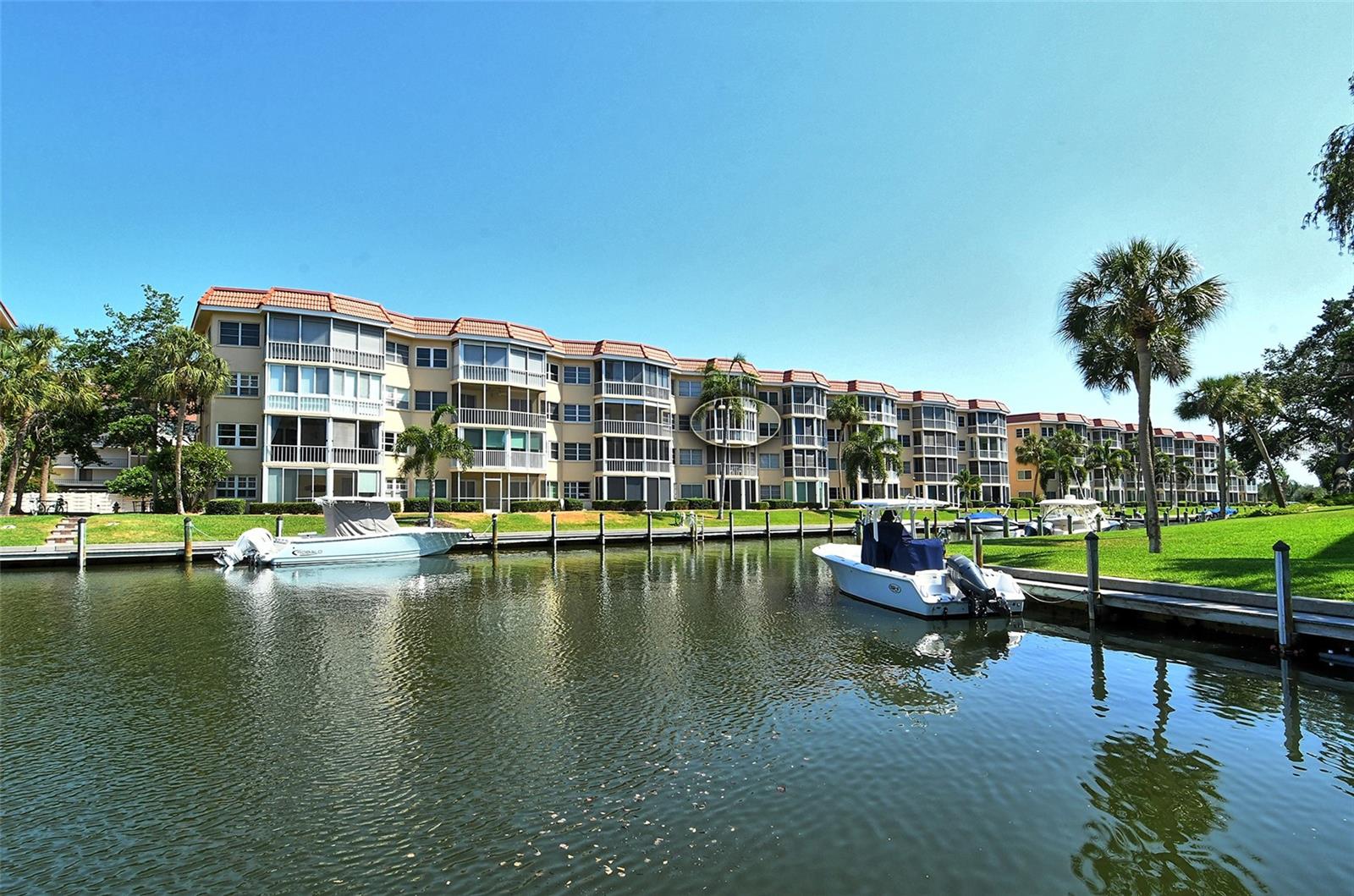 1300 N Portofino Dr #305 Property Photo 30