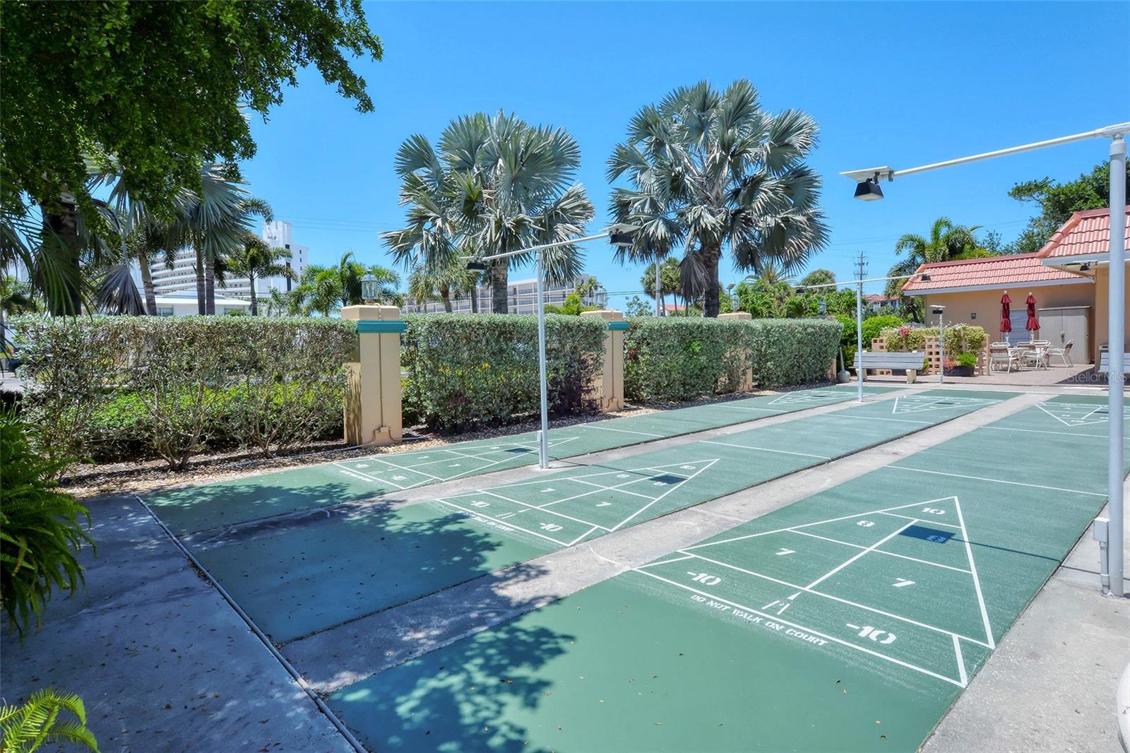 1300 N Portofino Dr #305 Property Photo 51