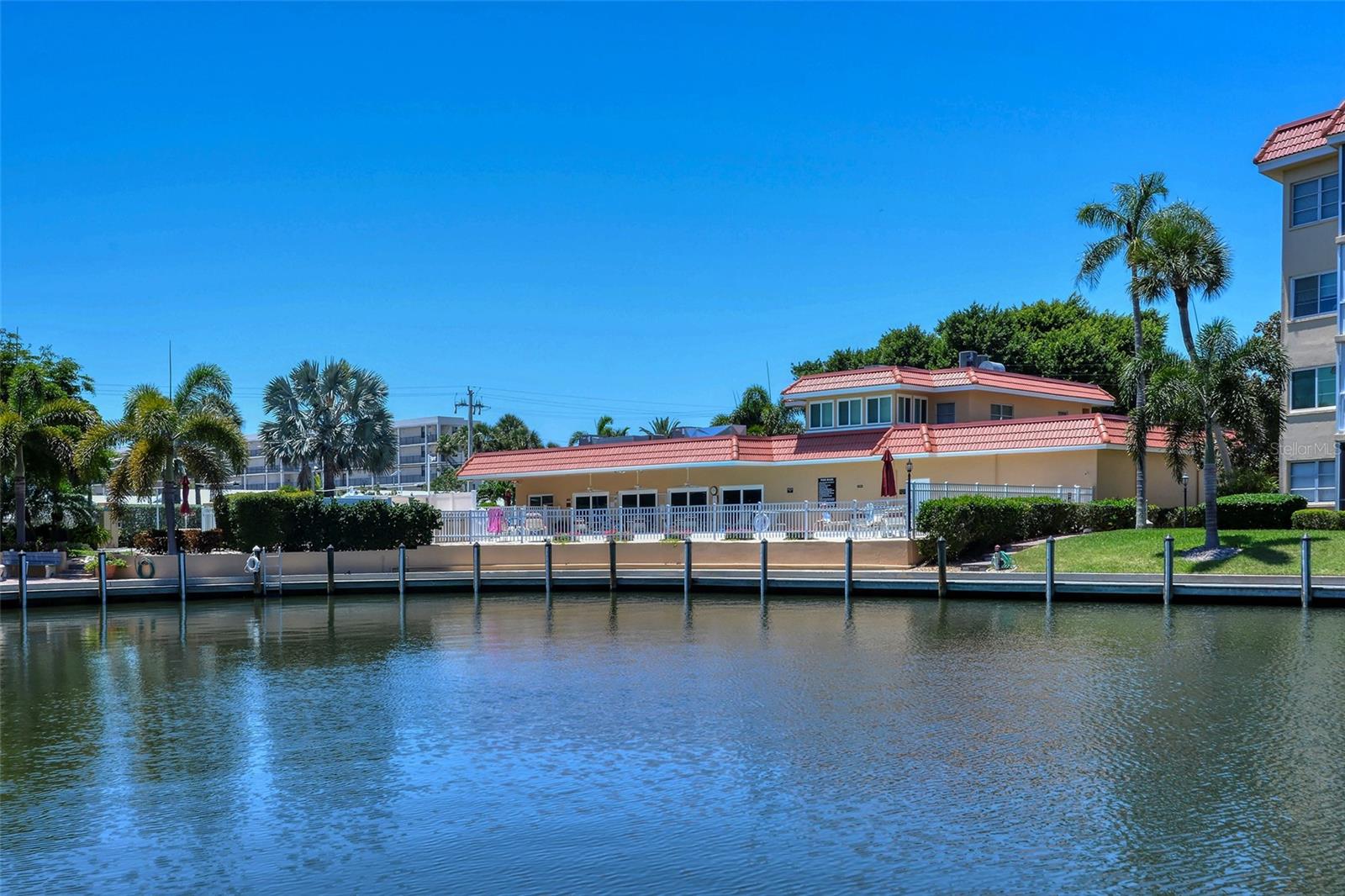 1300 N Portofino Dr #305 Property Photo 53