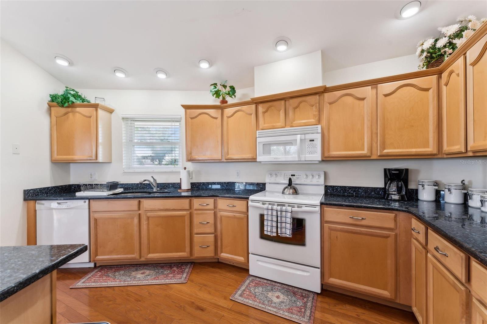 16361 Stringfellow Rd Property Photo 15