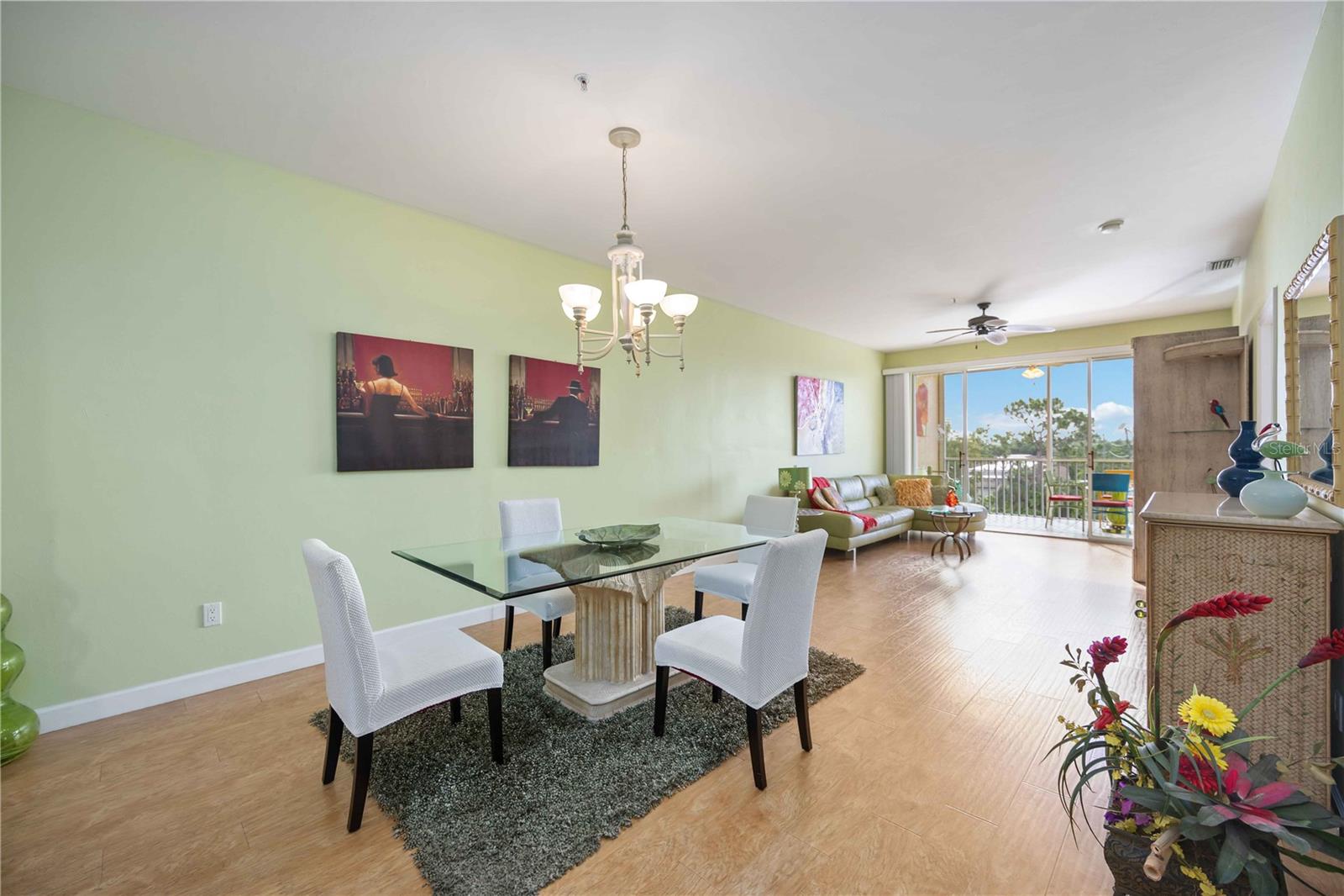 14931 Park Lake Dr #ph12 Property Photo 5