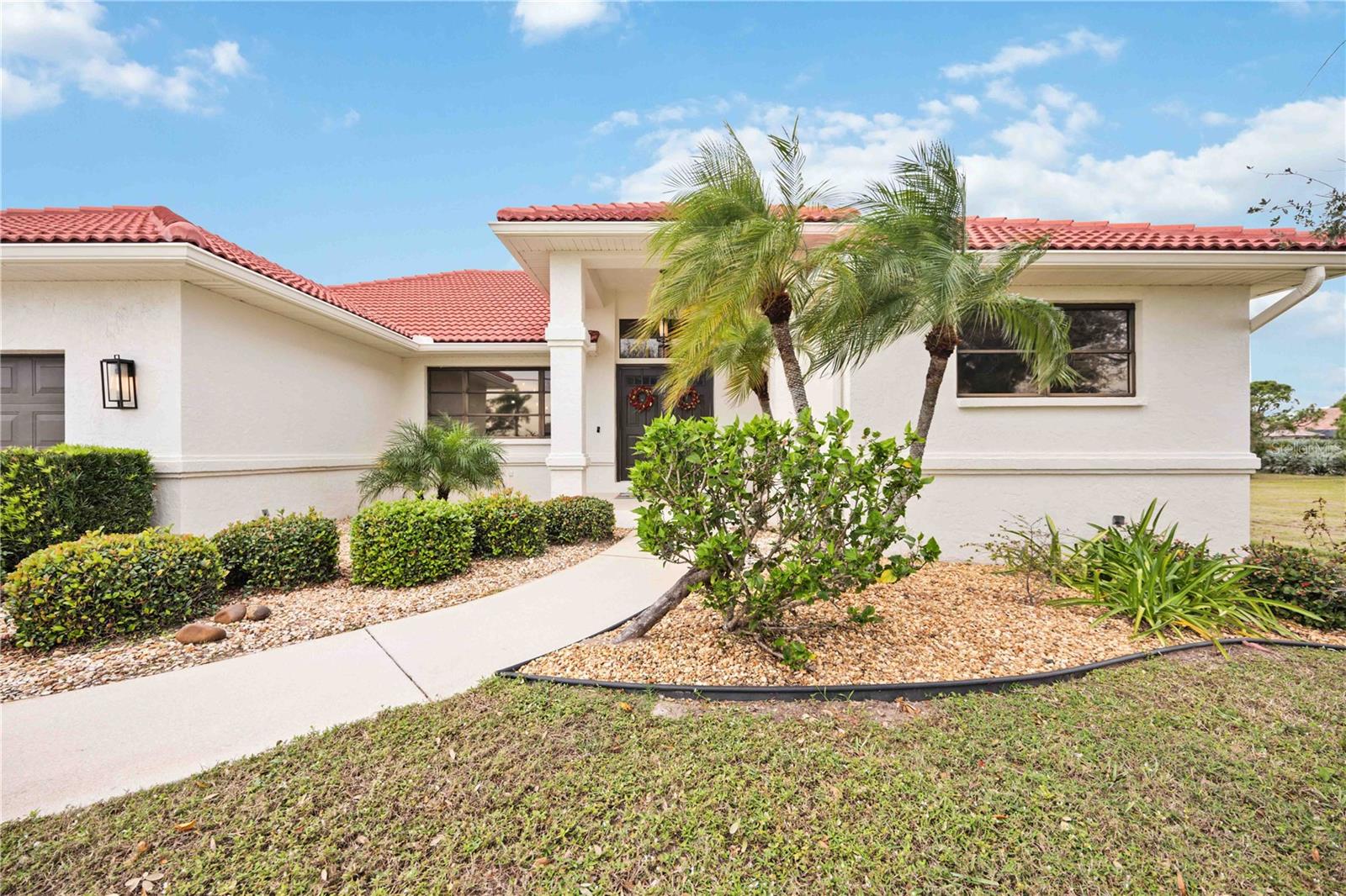 4260 Cape Haze Dr Property Photo 2