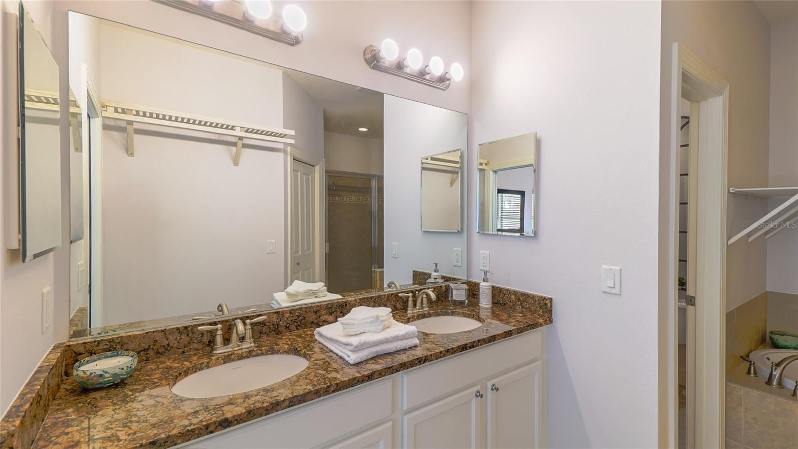 4914 Savona Run Property Photo 21
