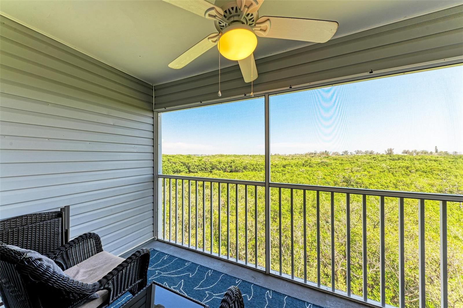 3607 E Bay Dr #202 Property Photo 29