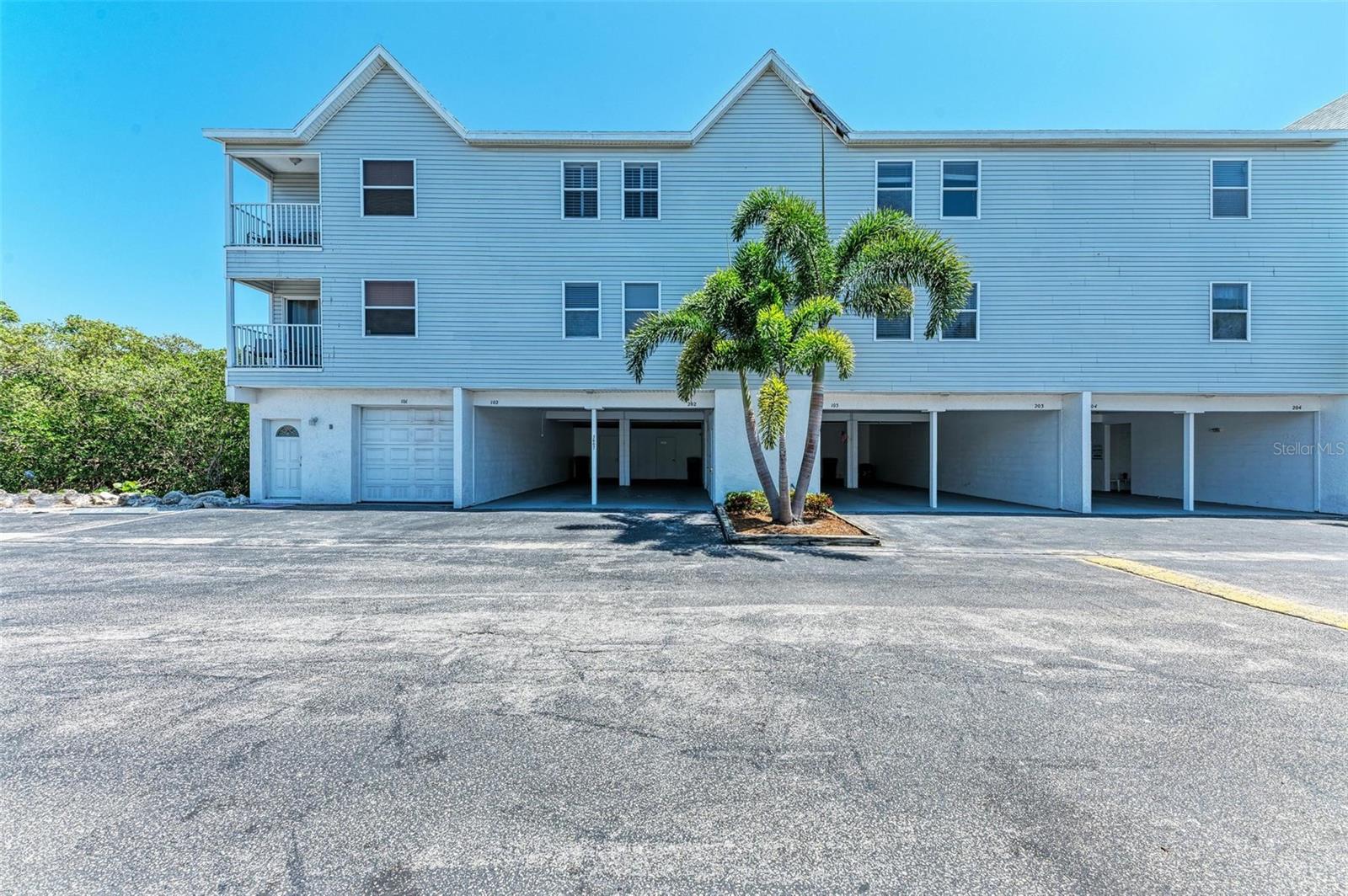 3607 E Bay Dr #202 Property Photo 39