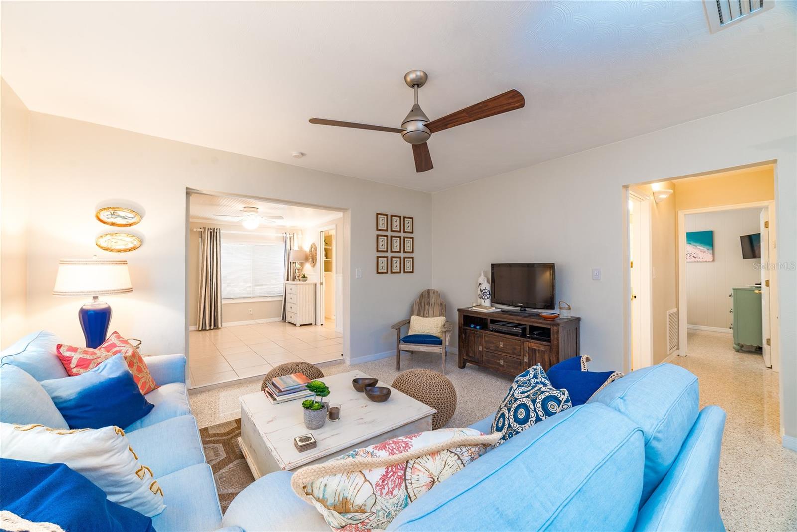 2109 Avenue B Property Photo 6