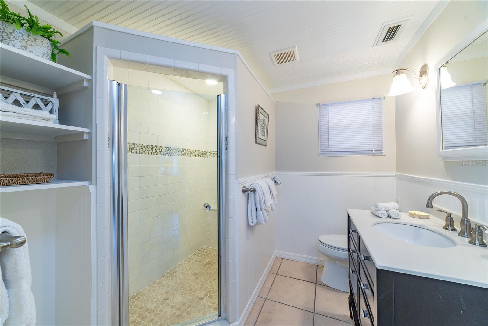 2109 Avenue B Property Photo 14