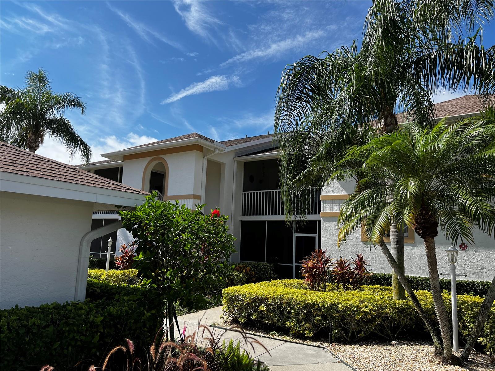 6912 Drewrys Blf #602 Property Photo 1