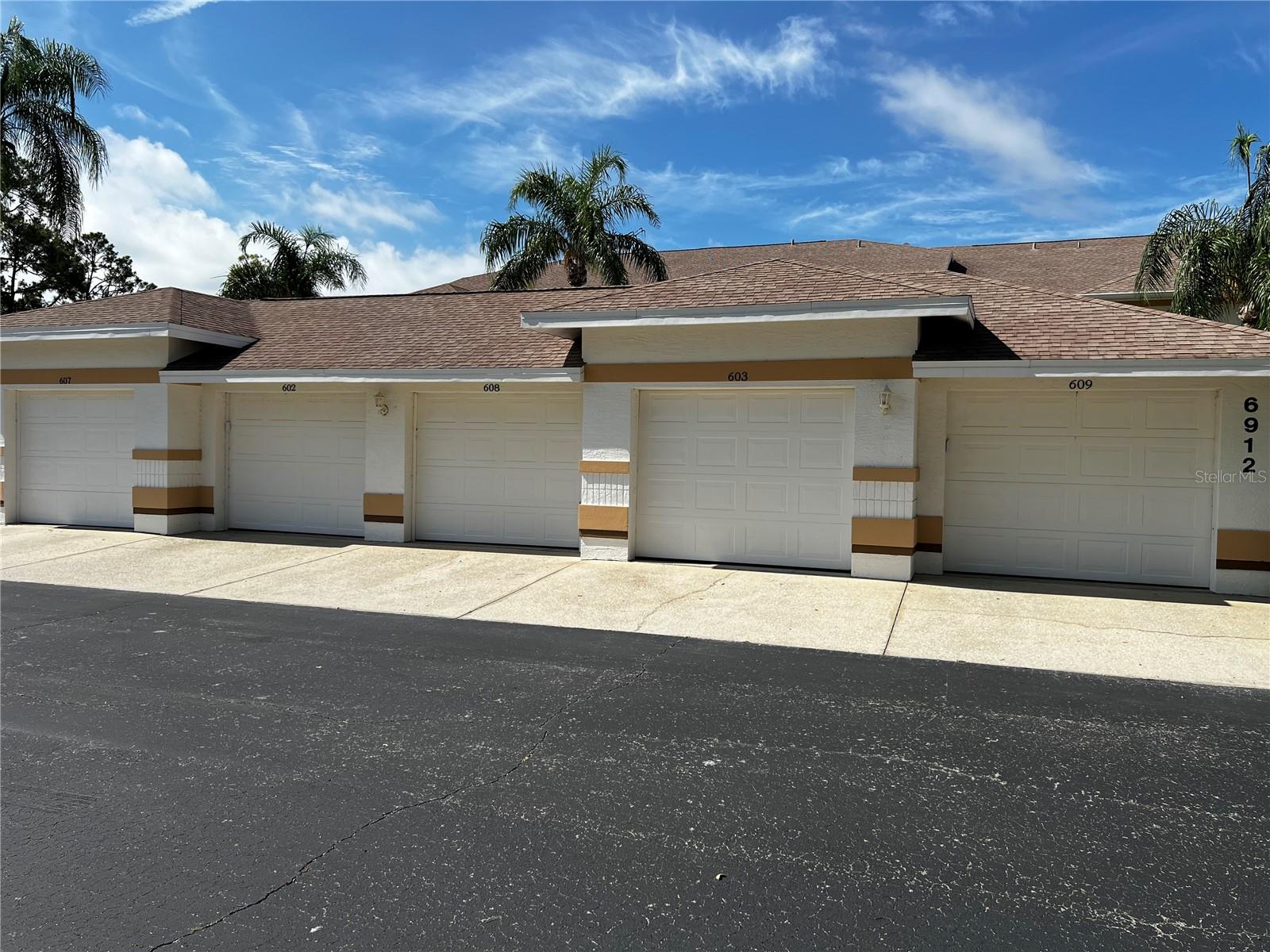 6912 Drewrys Blf #602 Property Photo 4