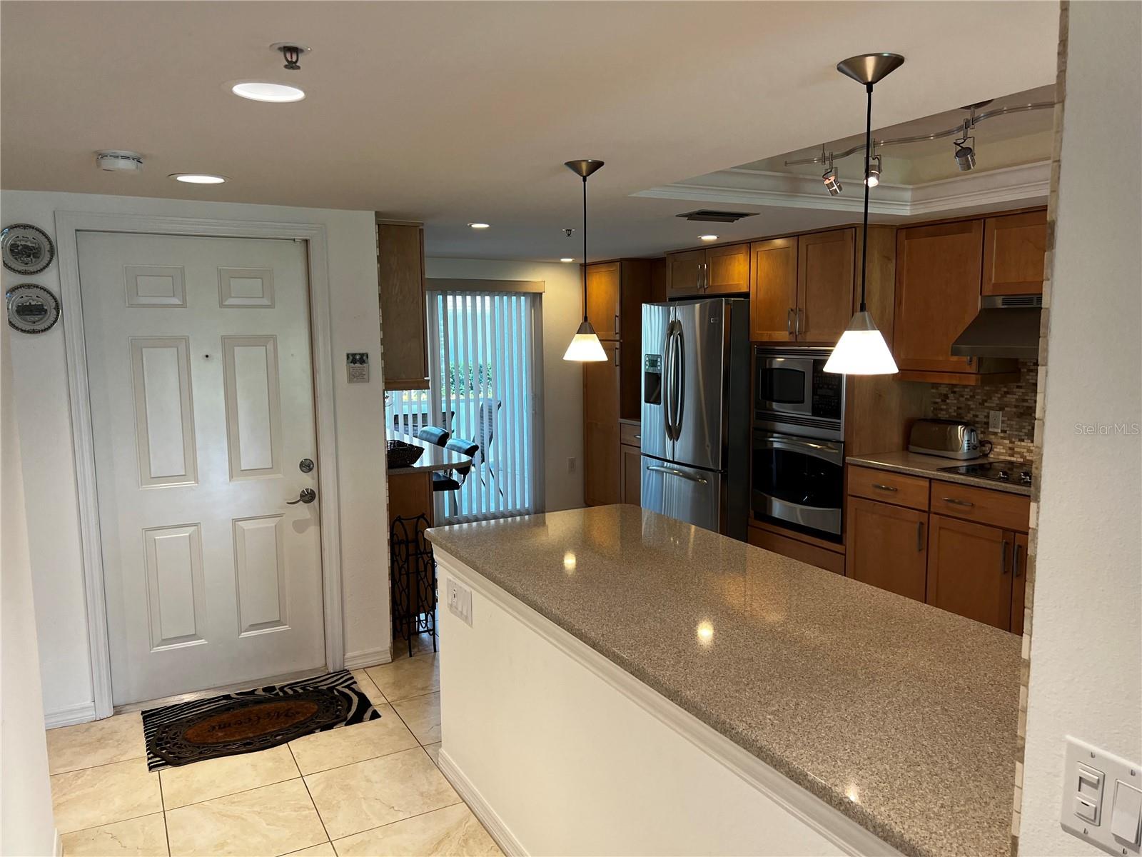 6912 Drewrys Blf #602 Property Photo 9