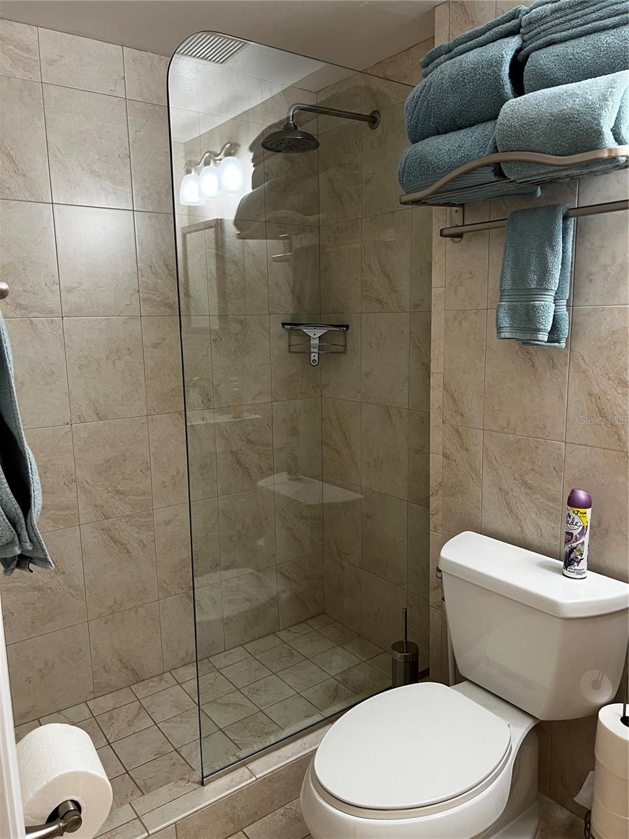 6912 Drewrys Blf #602 Property Photo 39