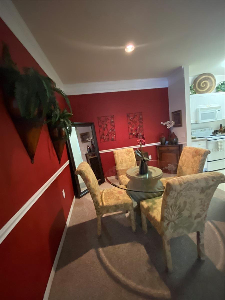 5146 Northridge Rd #201 Property Photo 6