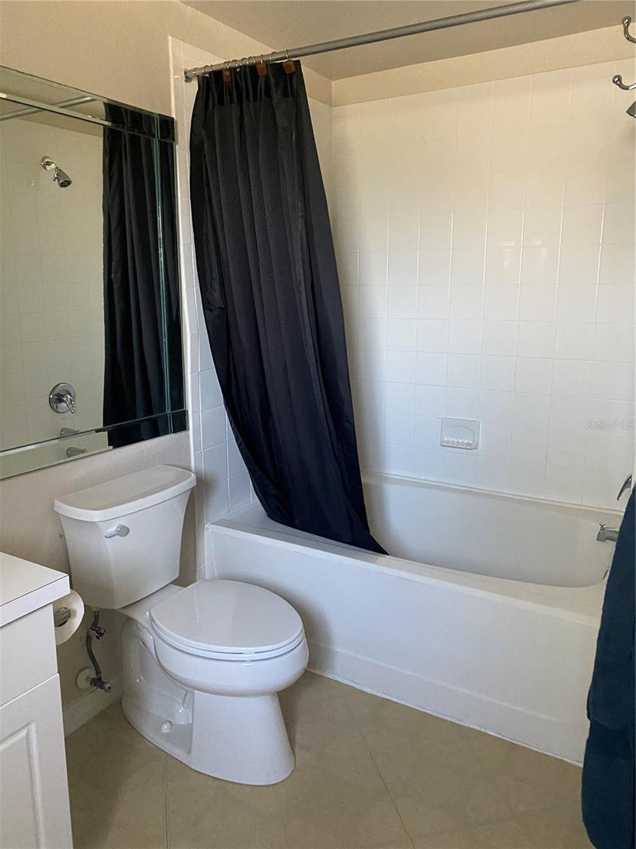 5146 Northridge Rd #201 Property Photo 17