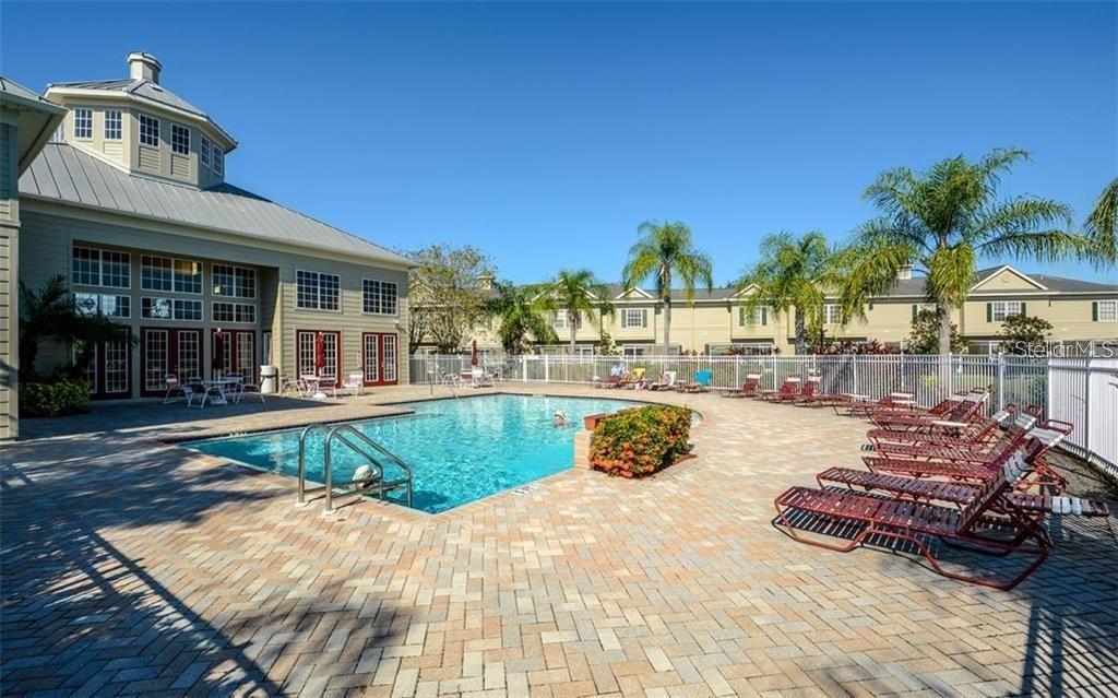 7685 Plantation Cir #b Property Photo 31