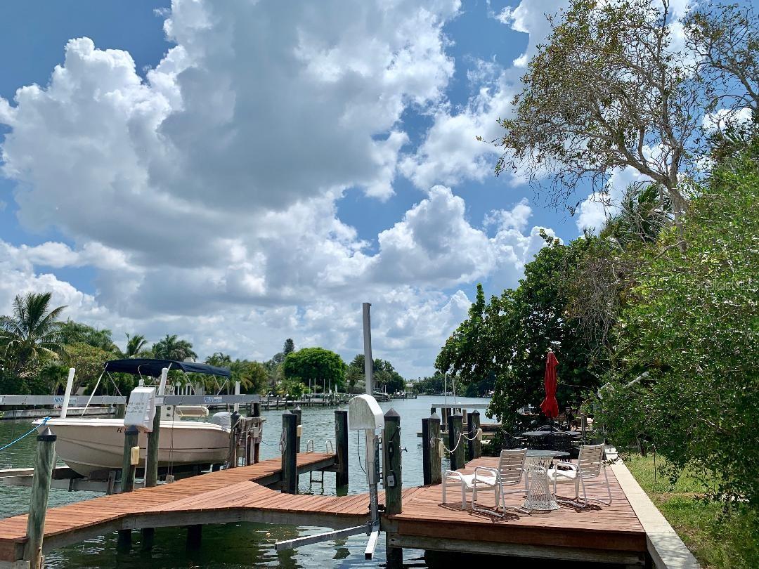 222 John Ringling Blvd Property Photo 3