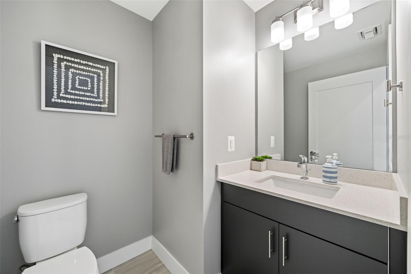 1703 N Tamiami Trl #302 Property Photo 19