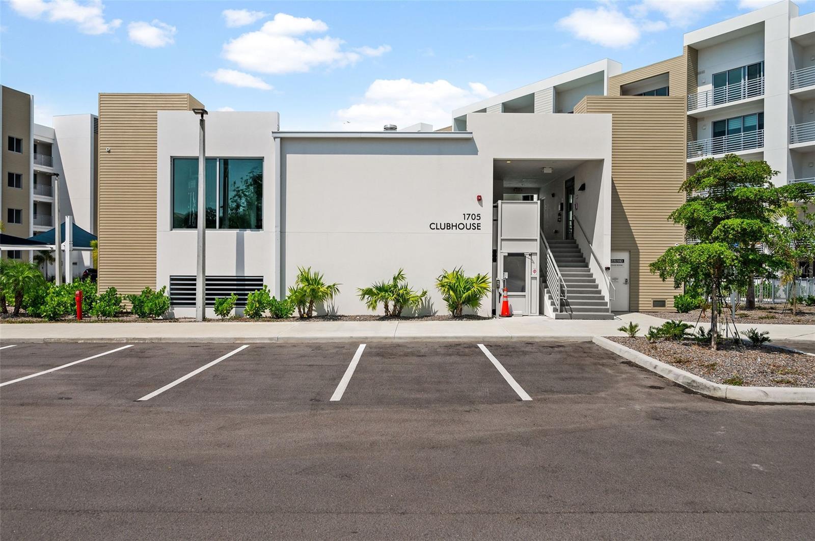 1703 N Tamiami Trl #302 Property Photo 29