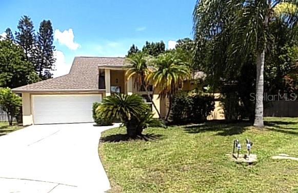 6123 55th Ter E Property Photo 2