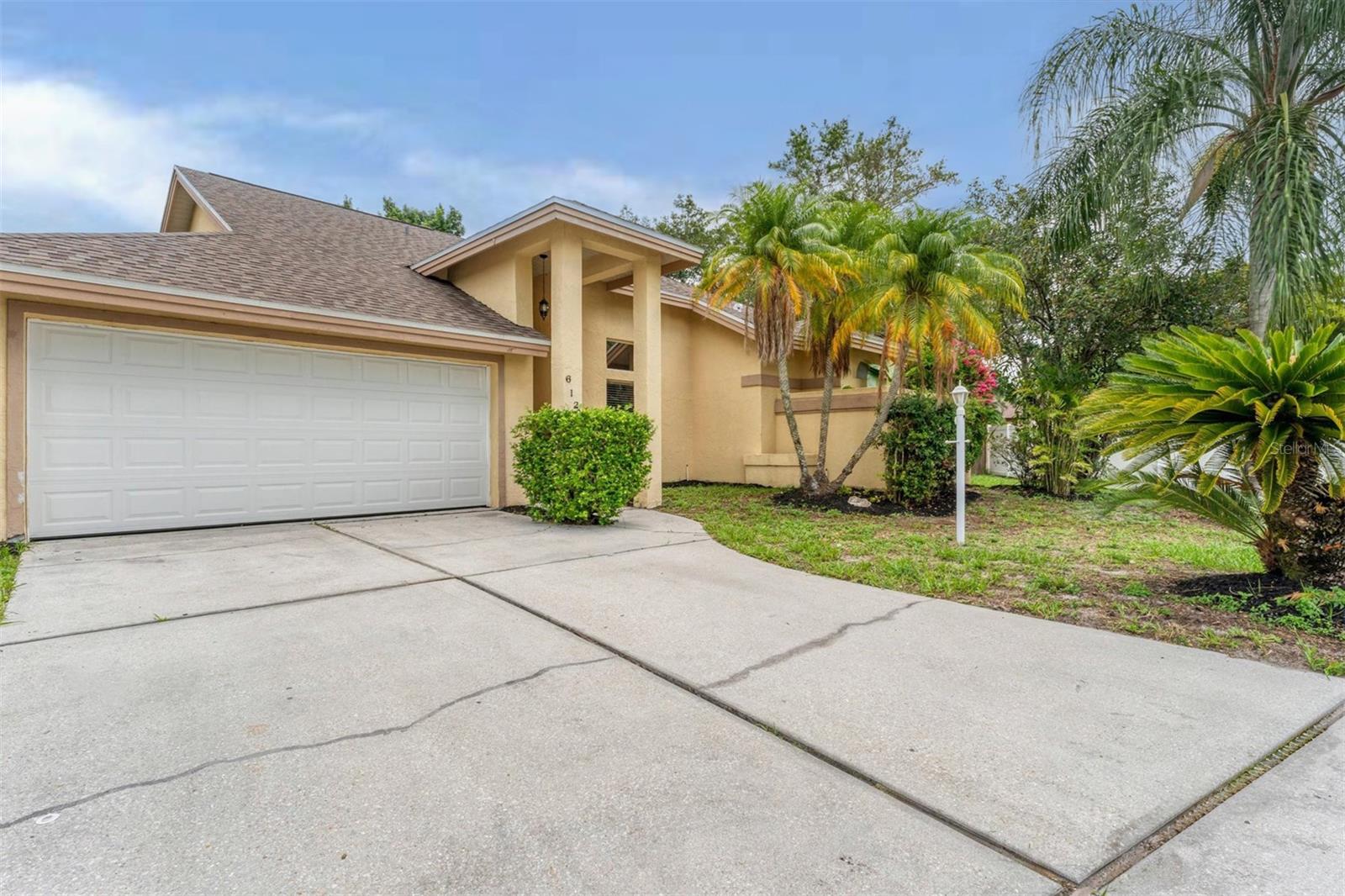 6123 55th Ter E Property Photo 3