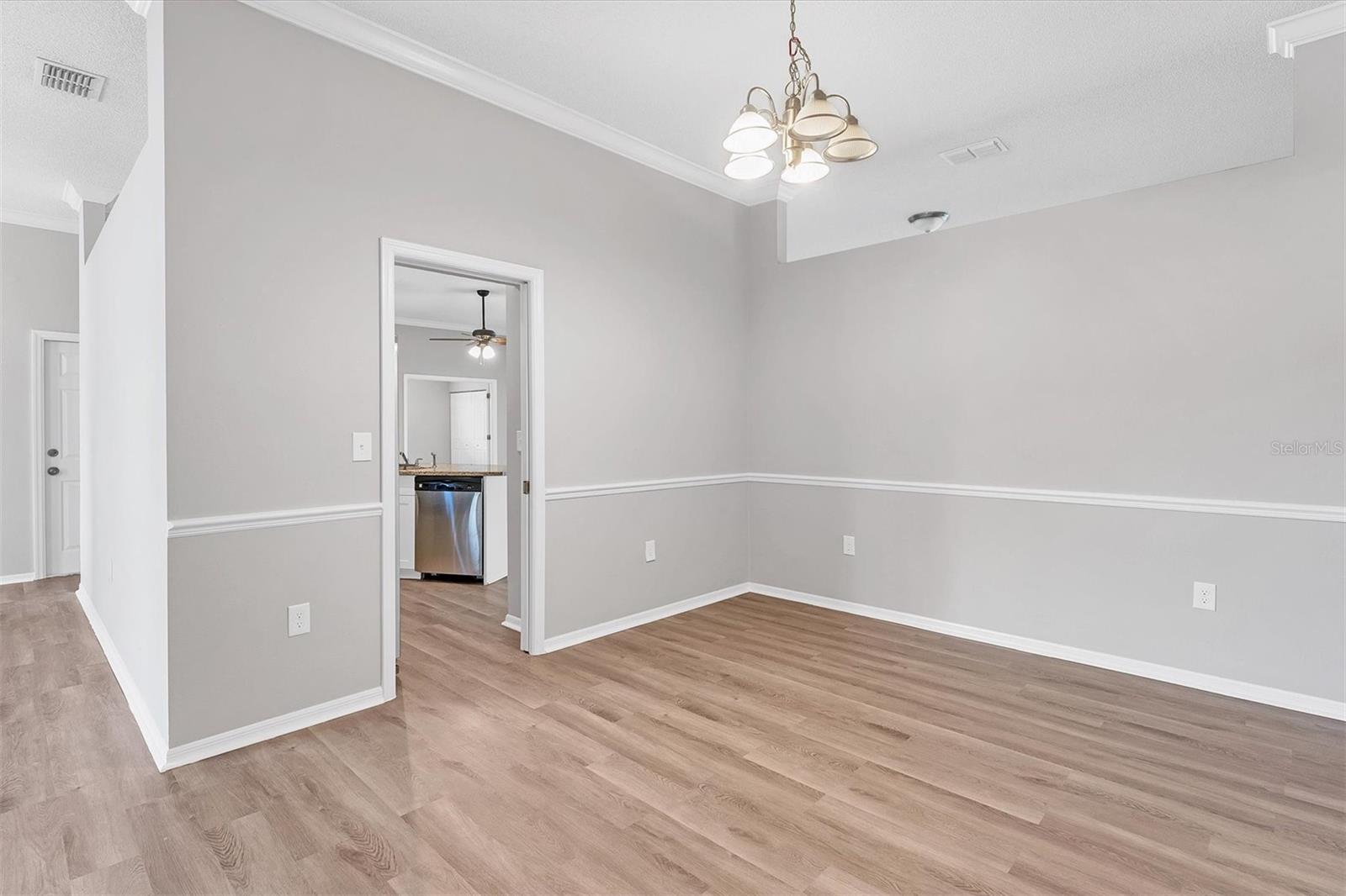 6123 55th Ter E Property Photo 13