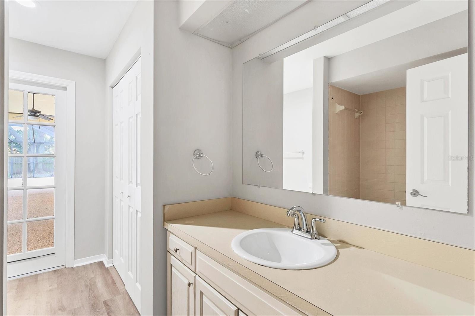 6123 55th Ter E Property Photo 24