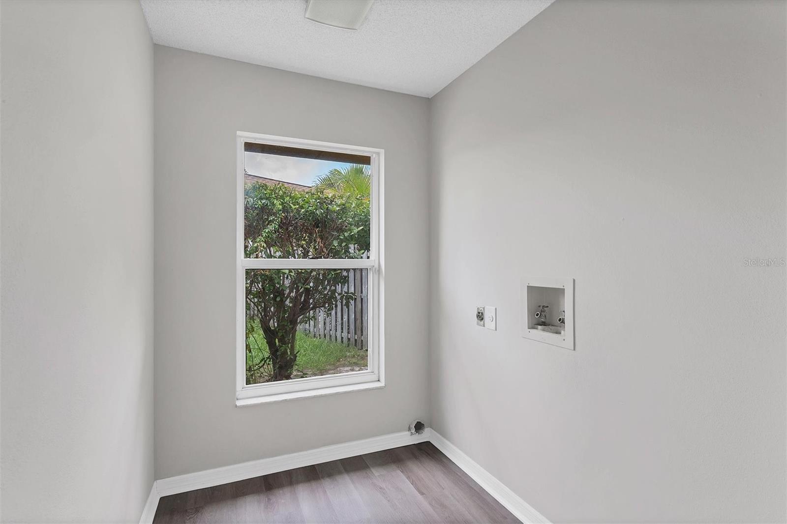 6123 55th Ter E Property Photo 30