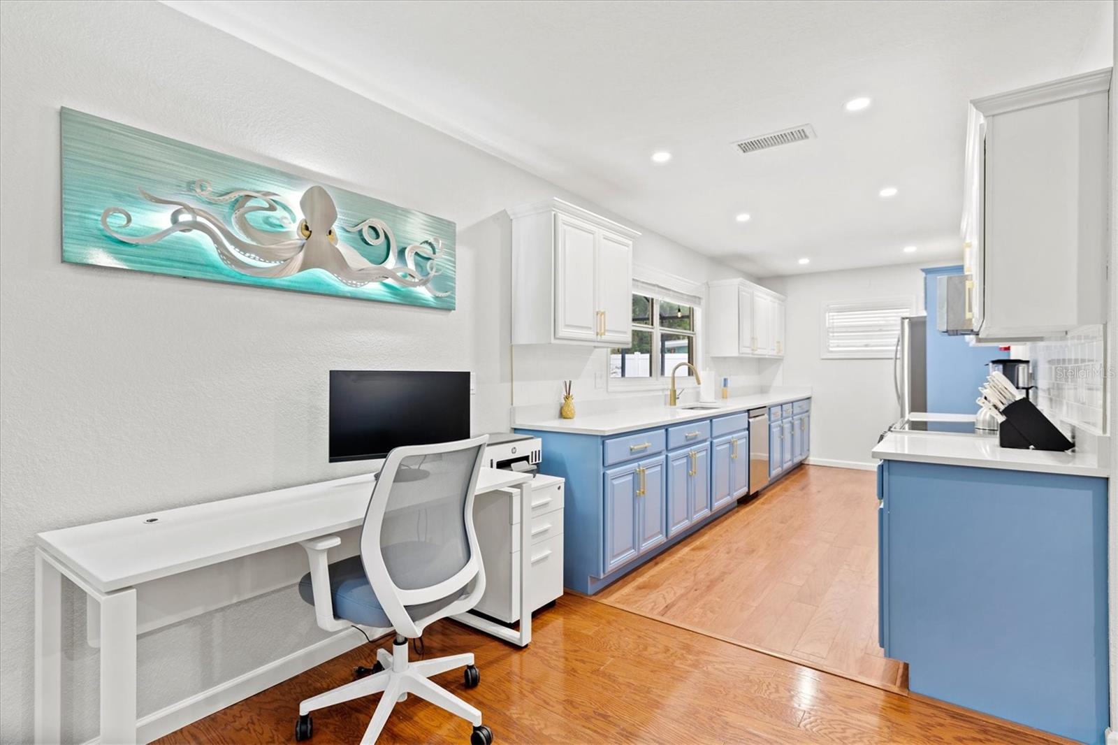 A4615270 Property Photo 11