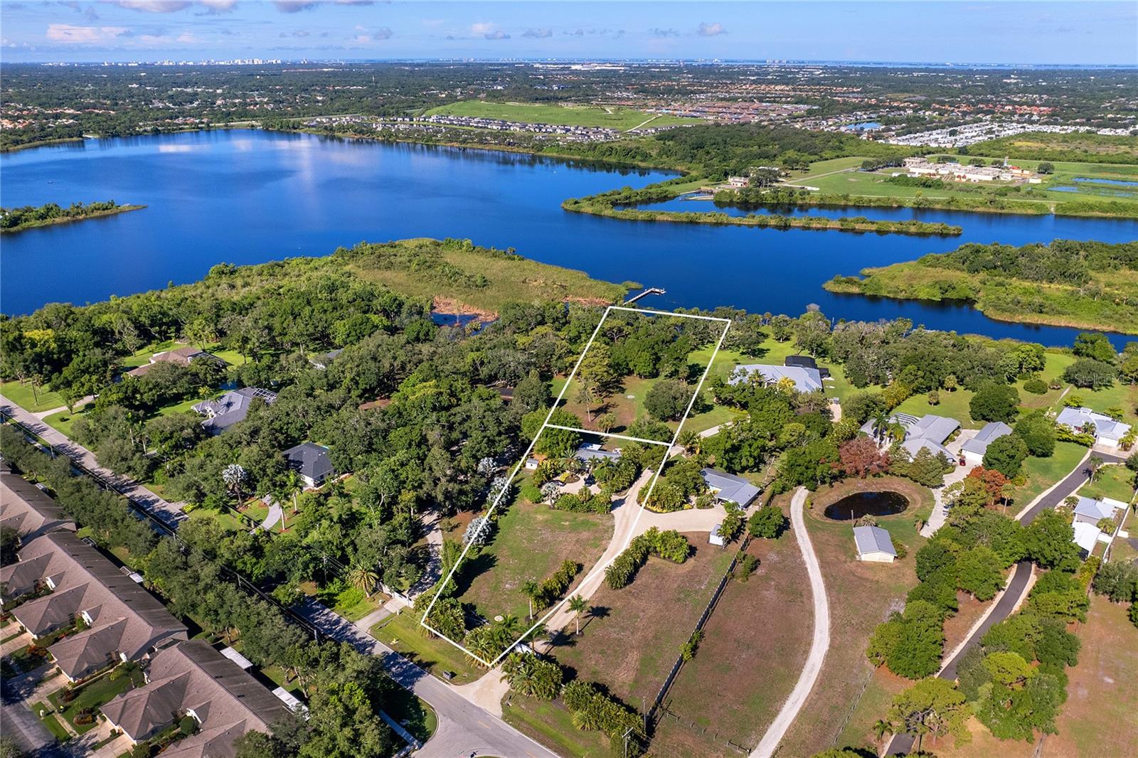 5730 Braden River Rd Property Photo 3