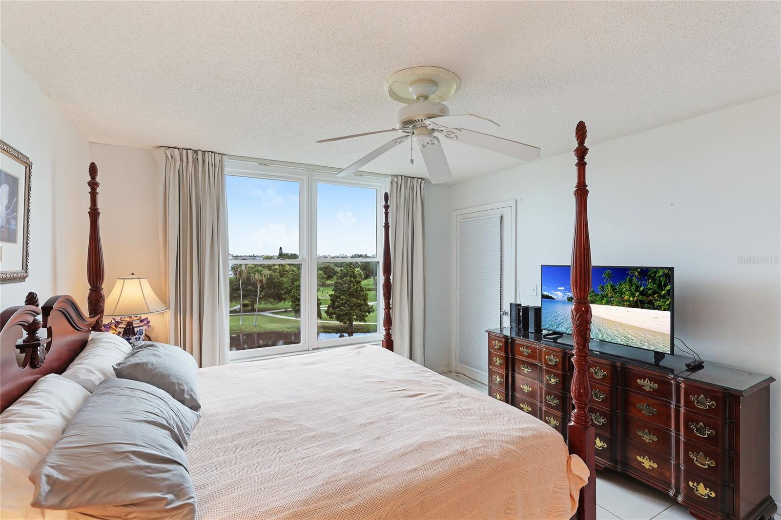 4570 Pinebrook Cir #603 Property Photo 6