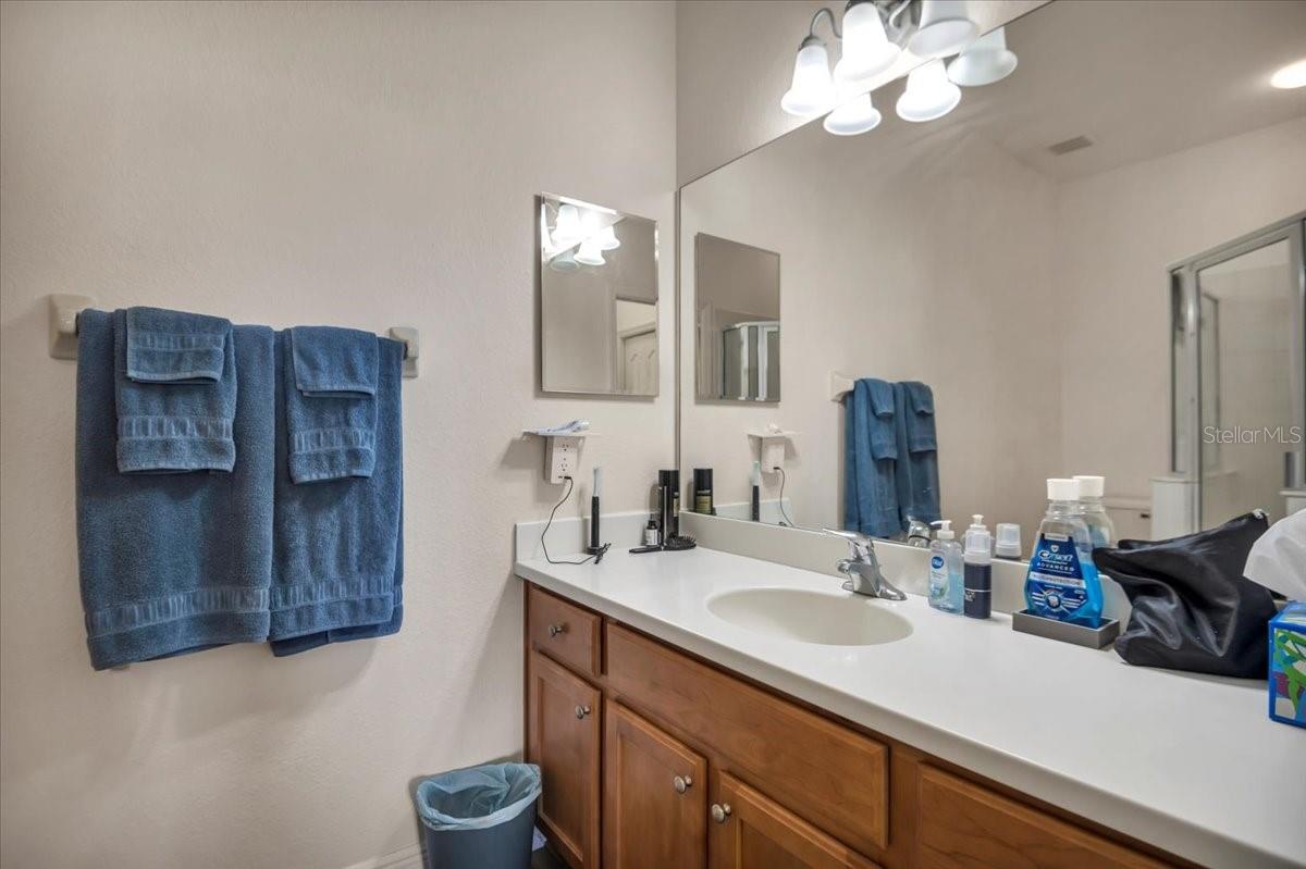 1003 Fairwaycove Ln #205 Property Photo 16