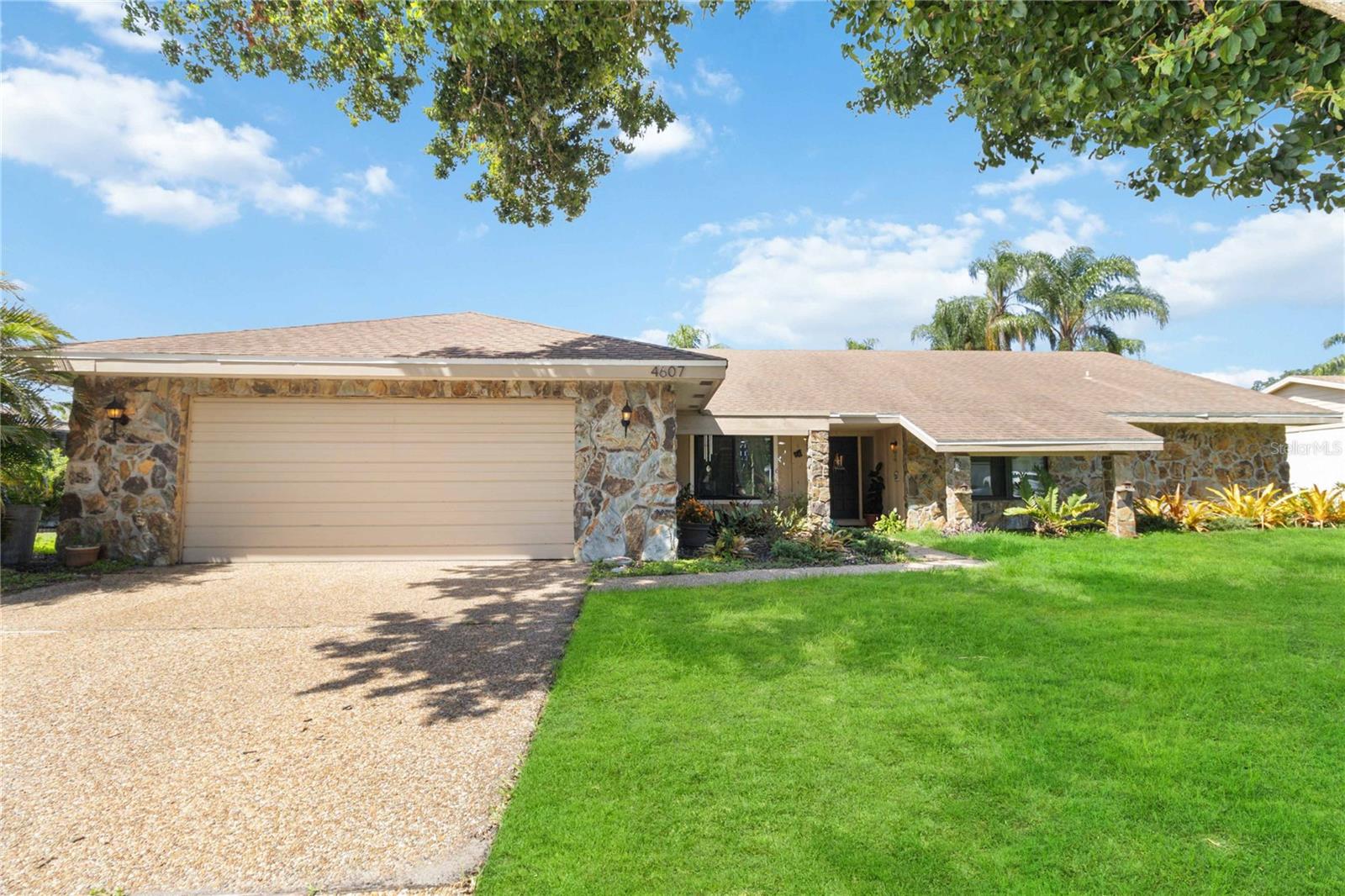 4607 Masefield Pl Property Photo 5