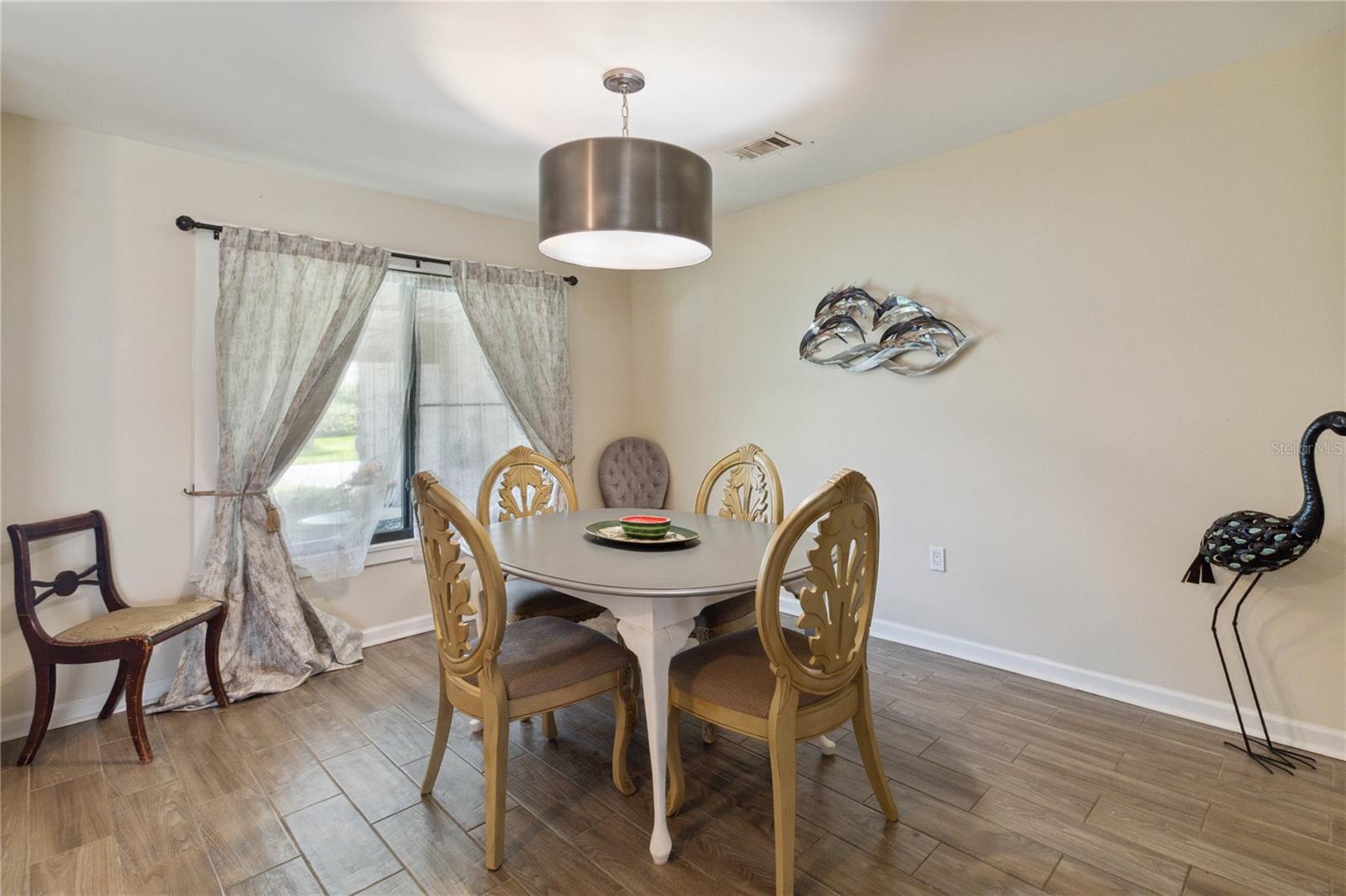 4607 Masefield Pl Property Photo 8