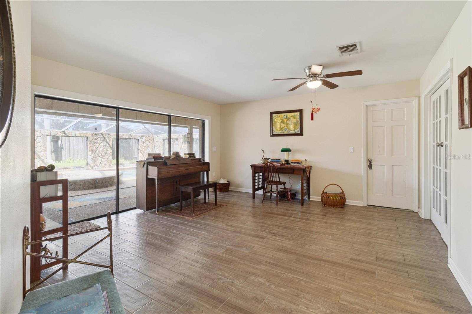 4607 Masefield Pl Property Photo 10