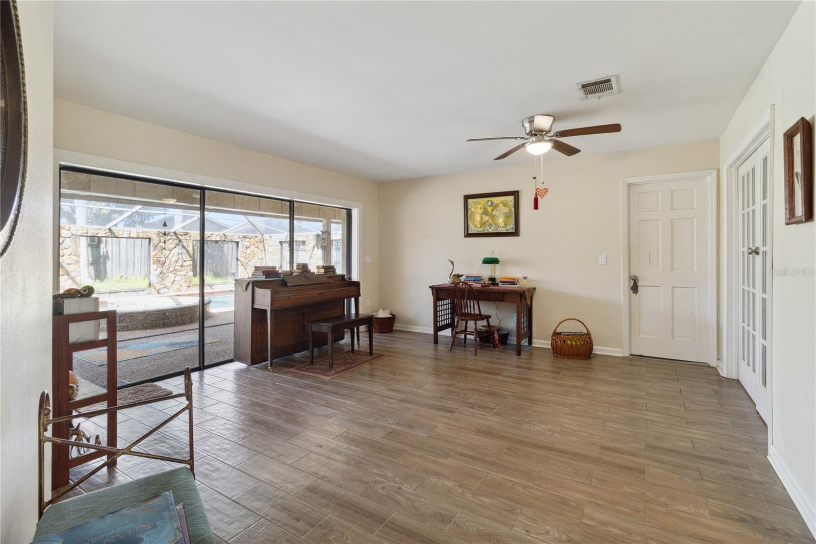 4607 Masefield Pl Property Photo 11