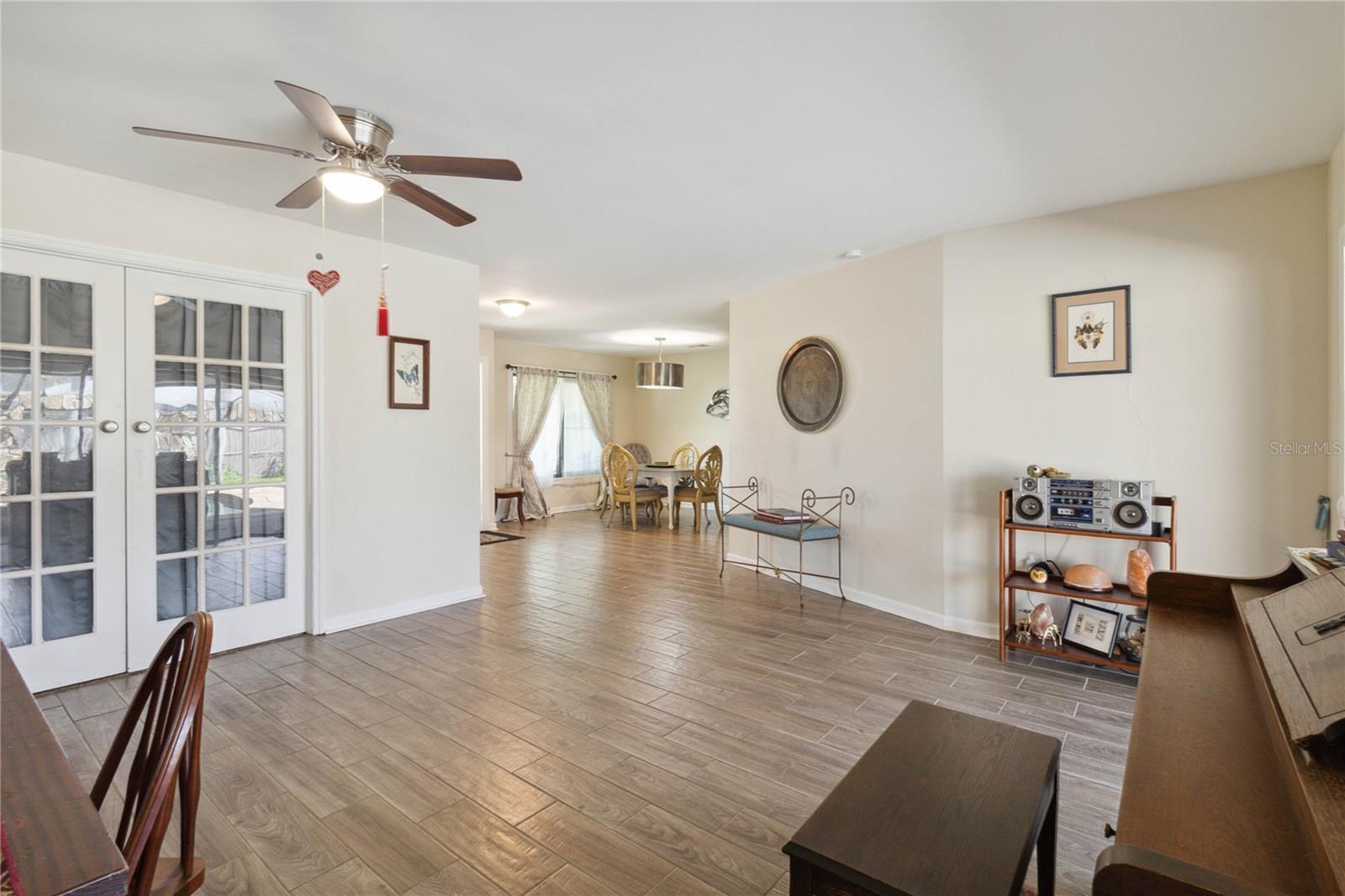 4607 Masefield Pl Property Photo 14