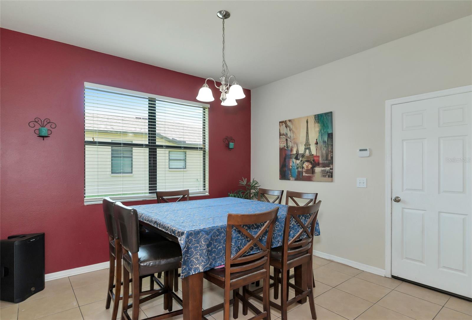 5919 Lexington Dr Property Photo 14