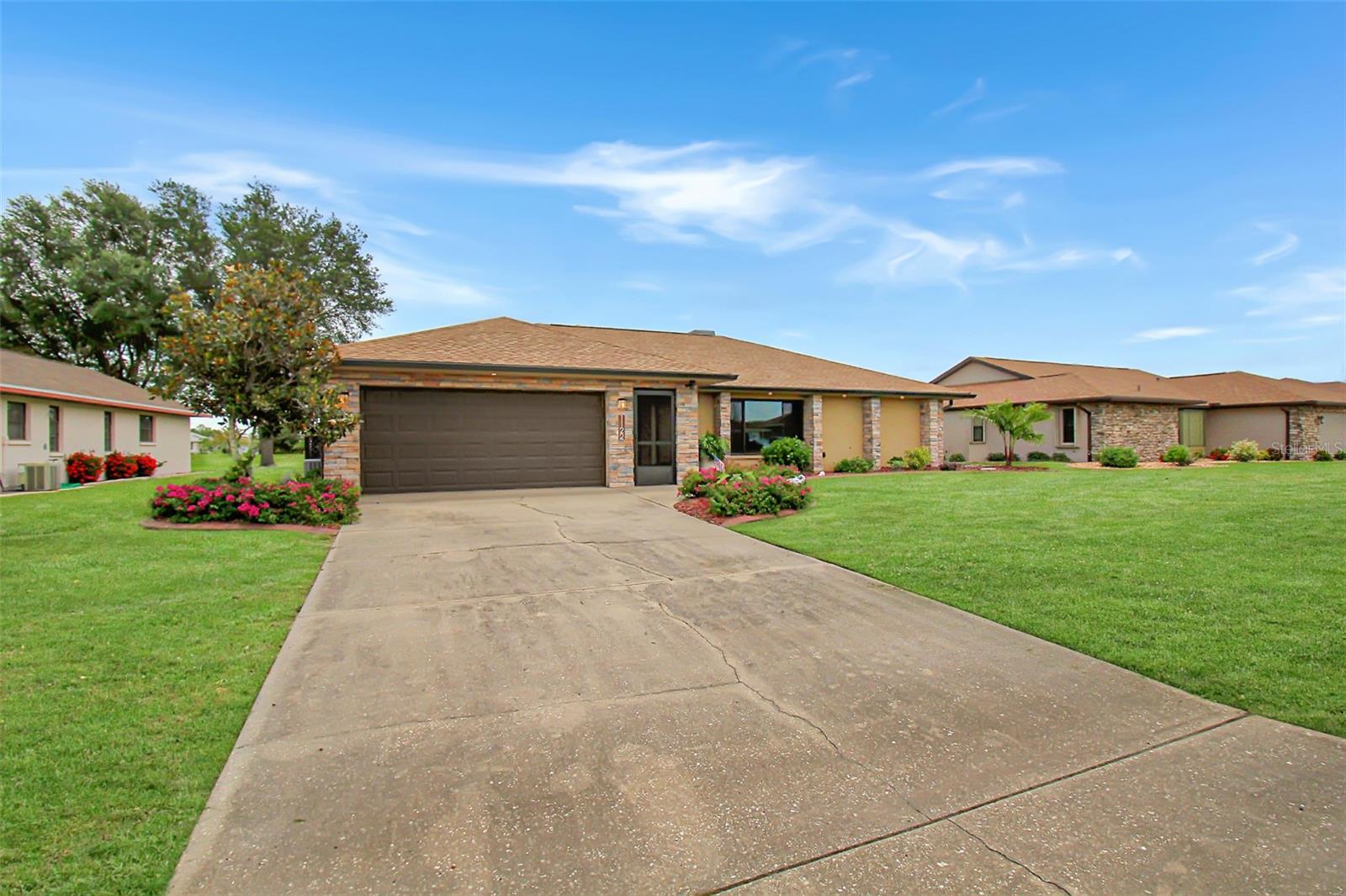 1122 Paraclete Rd Property Photo 3