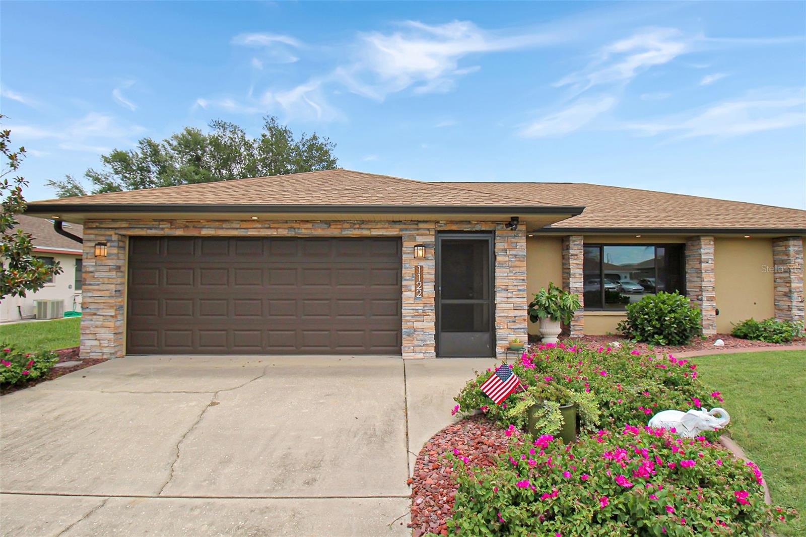 1122 Paraclete Rd Property Photo 4