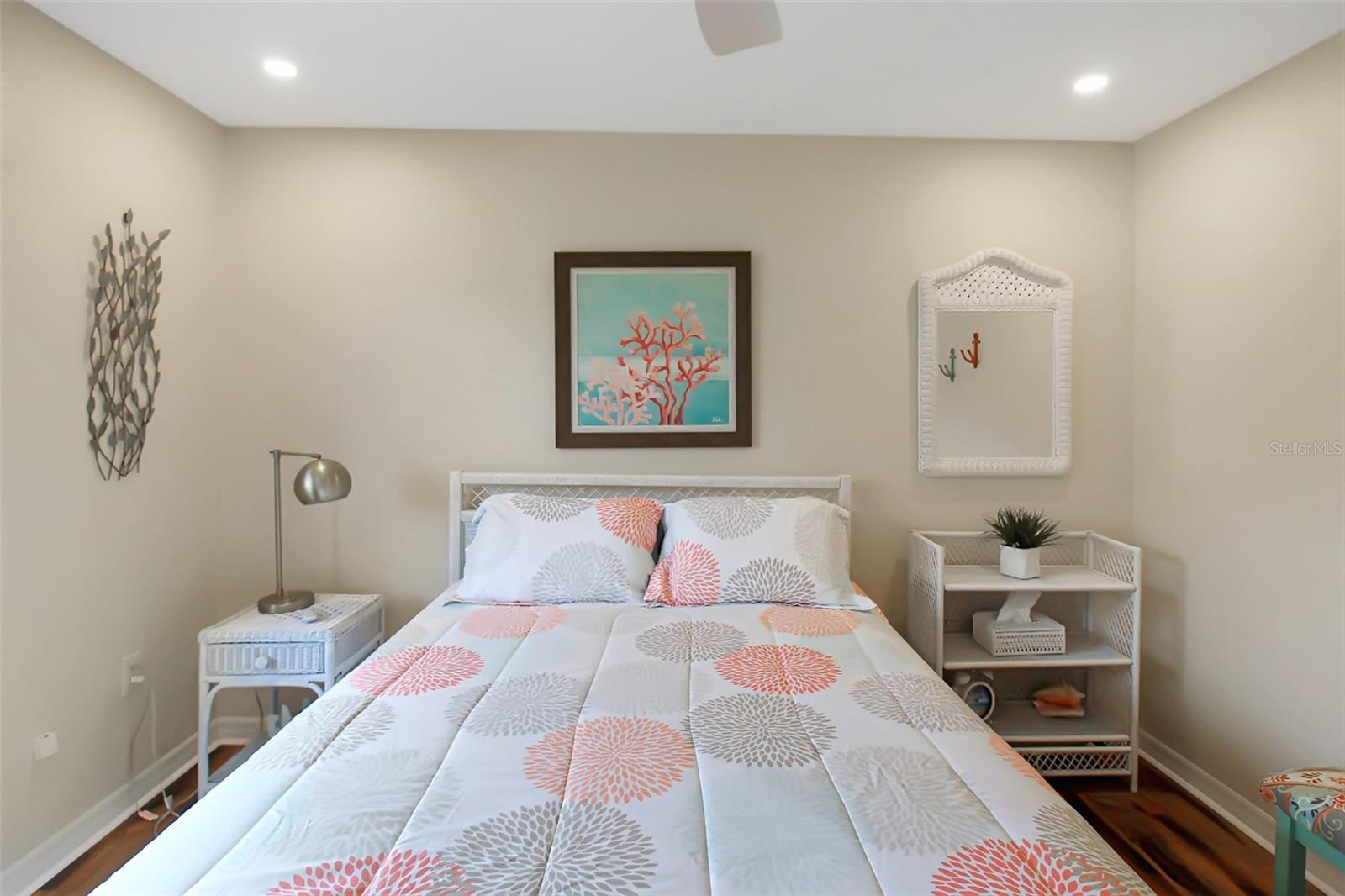 1122 Paraclete Rd Property Photo 14
