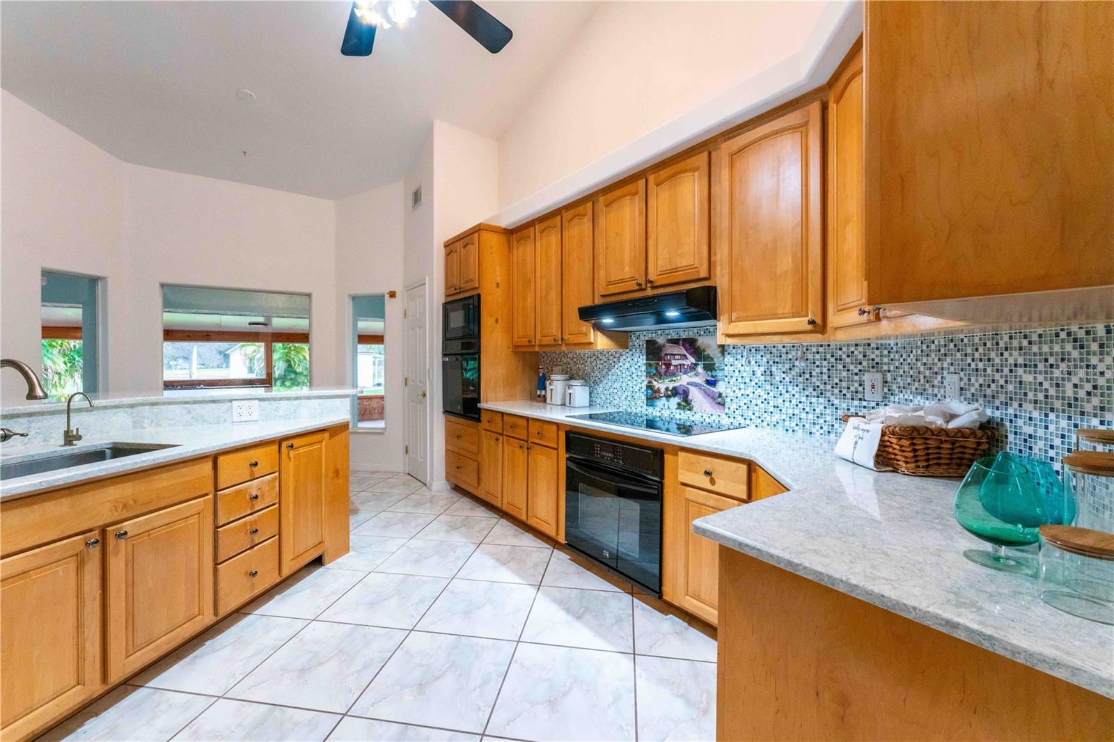 1389 Ivan Blvd Property Photo 19