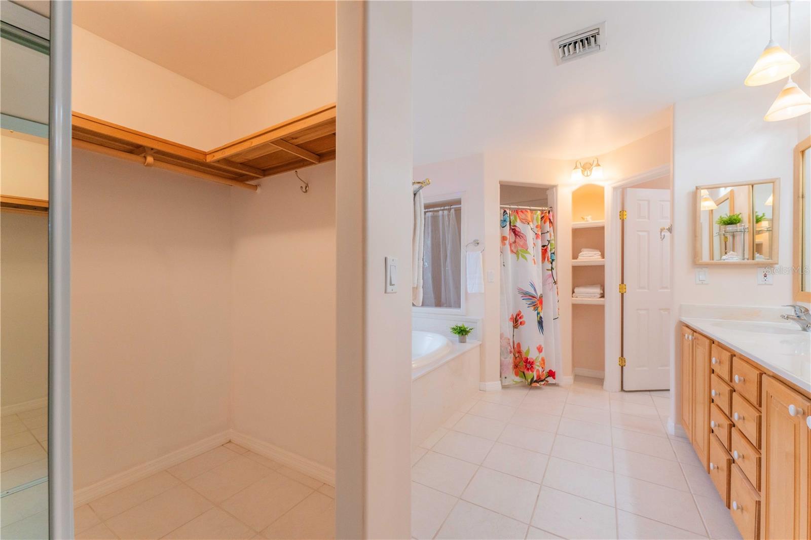 1389 Ivan Blvd Property Photo 32