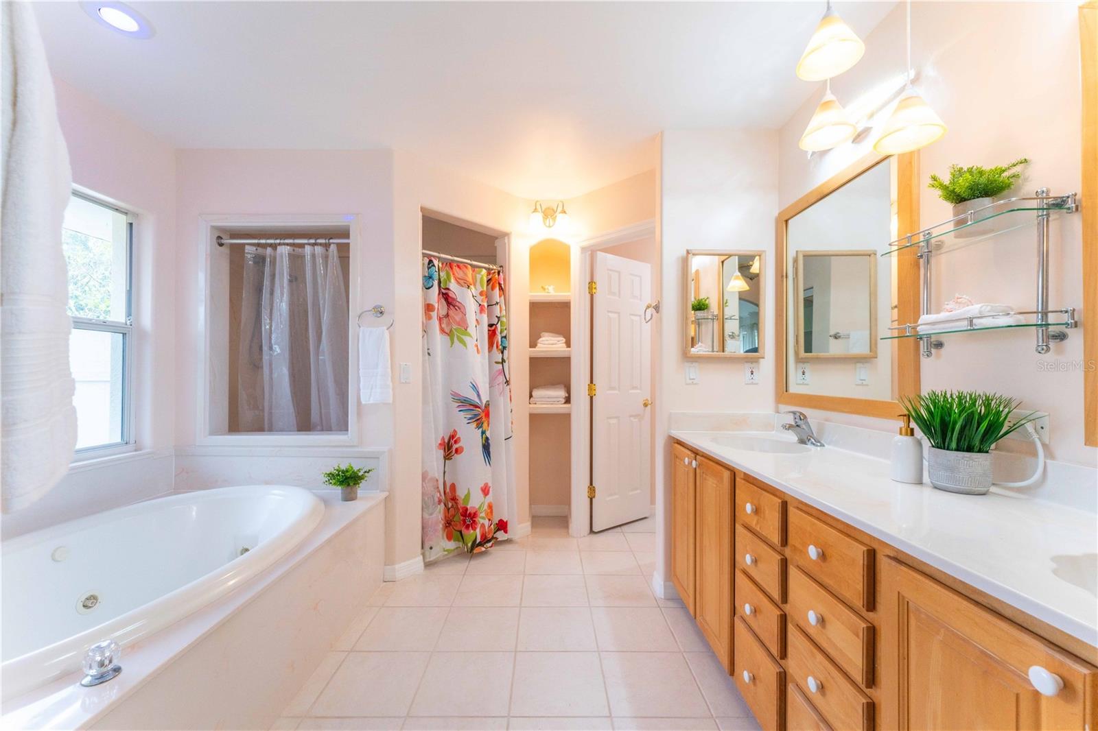 1389 Ivan Blvd Property Photo 34