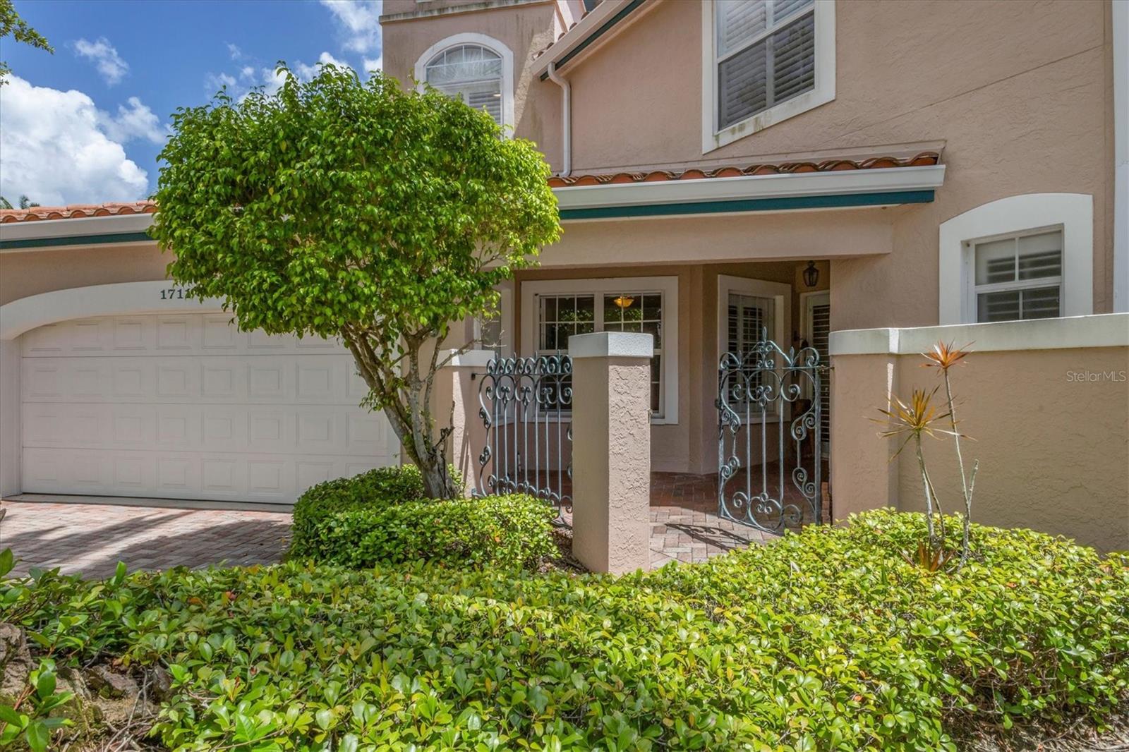 1711 Starling Dr #1711 Property Photo 3