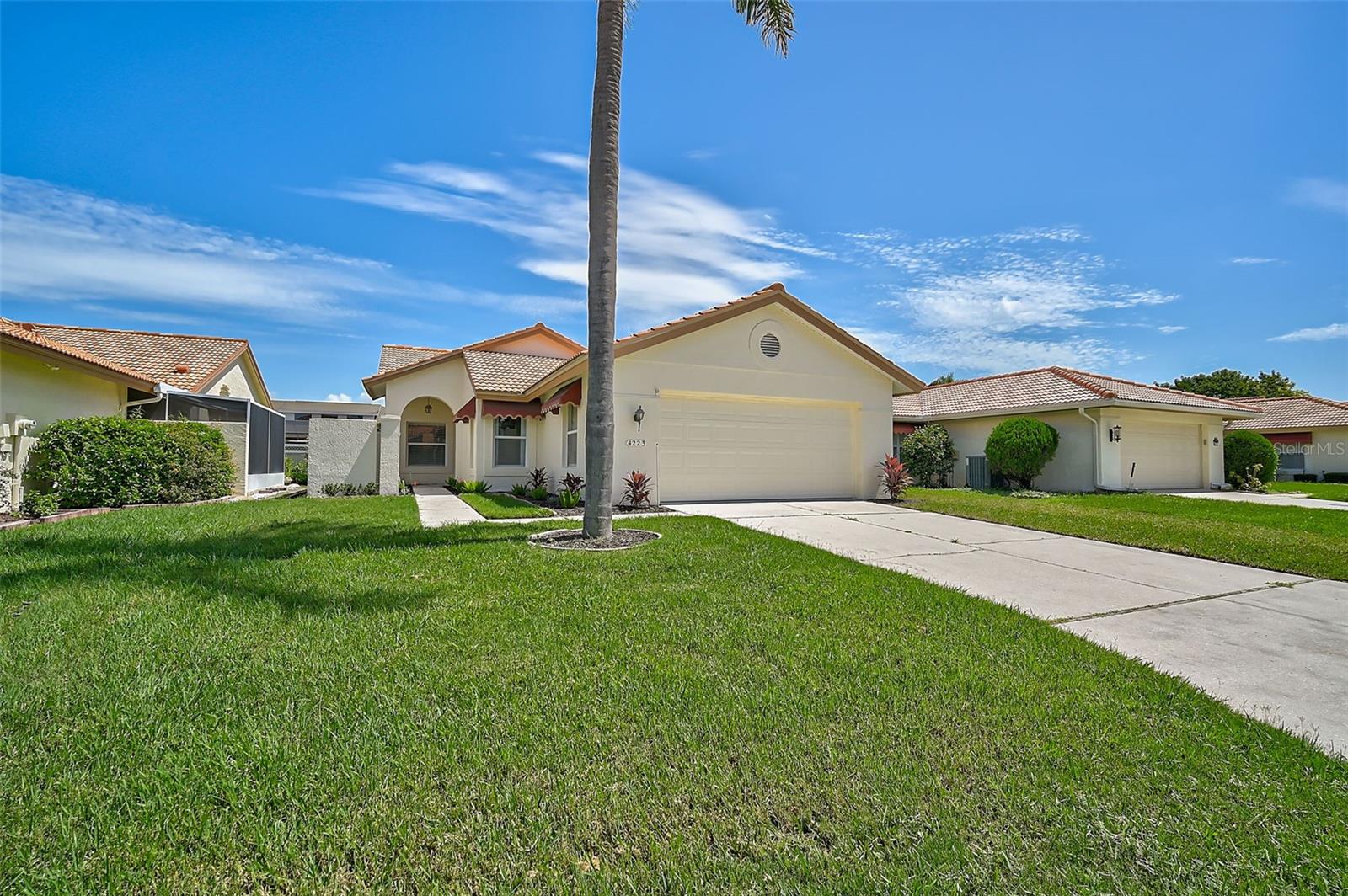 4223 Murfield Dr E Property Photo 1