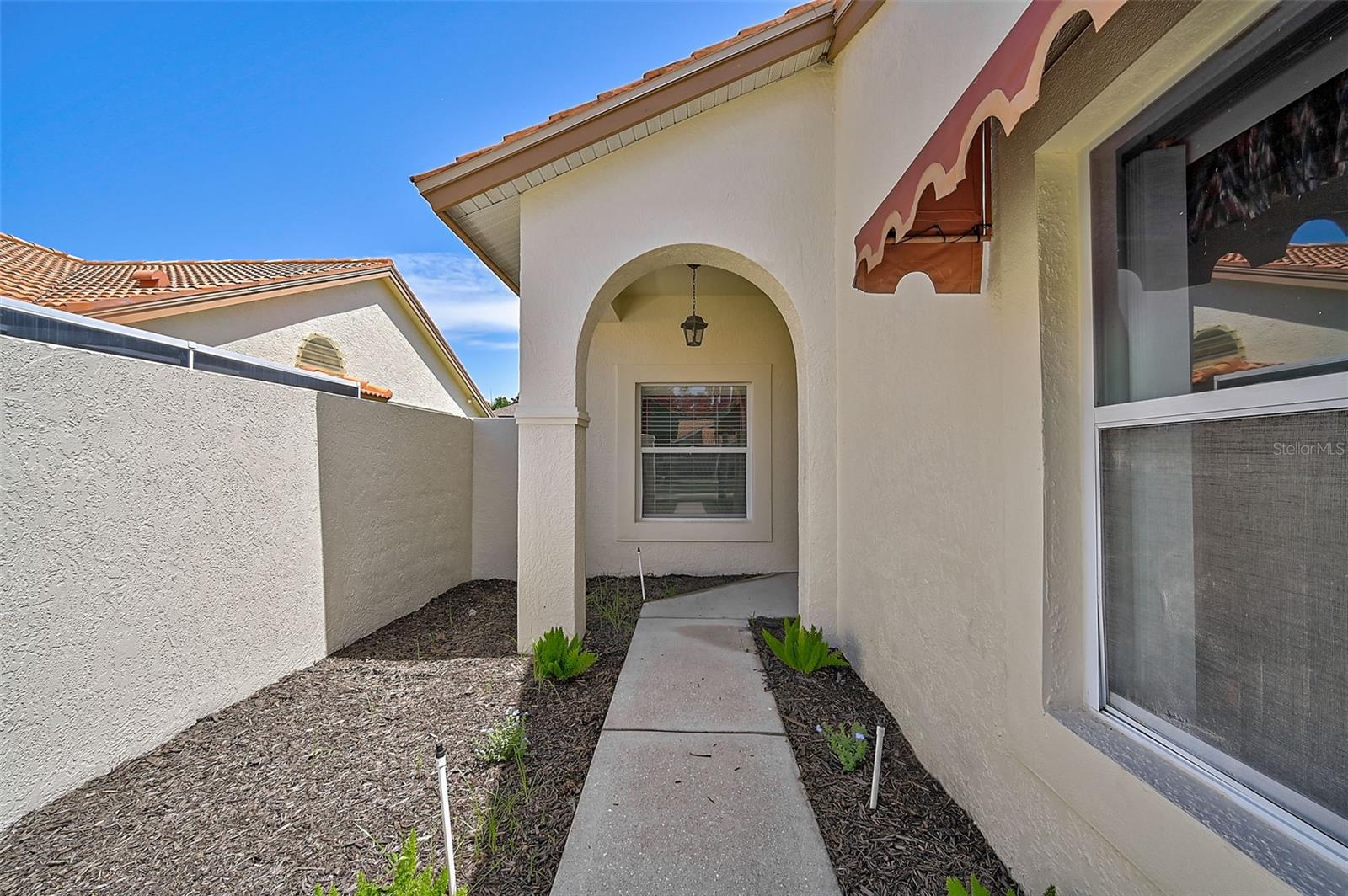 4223 Murfield Dr E Property Photo 5