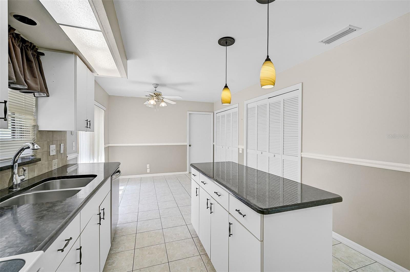 4223 Murfield Dr E Property Photo 17