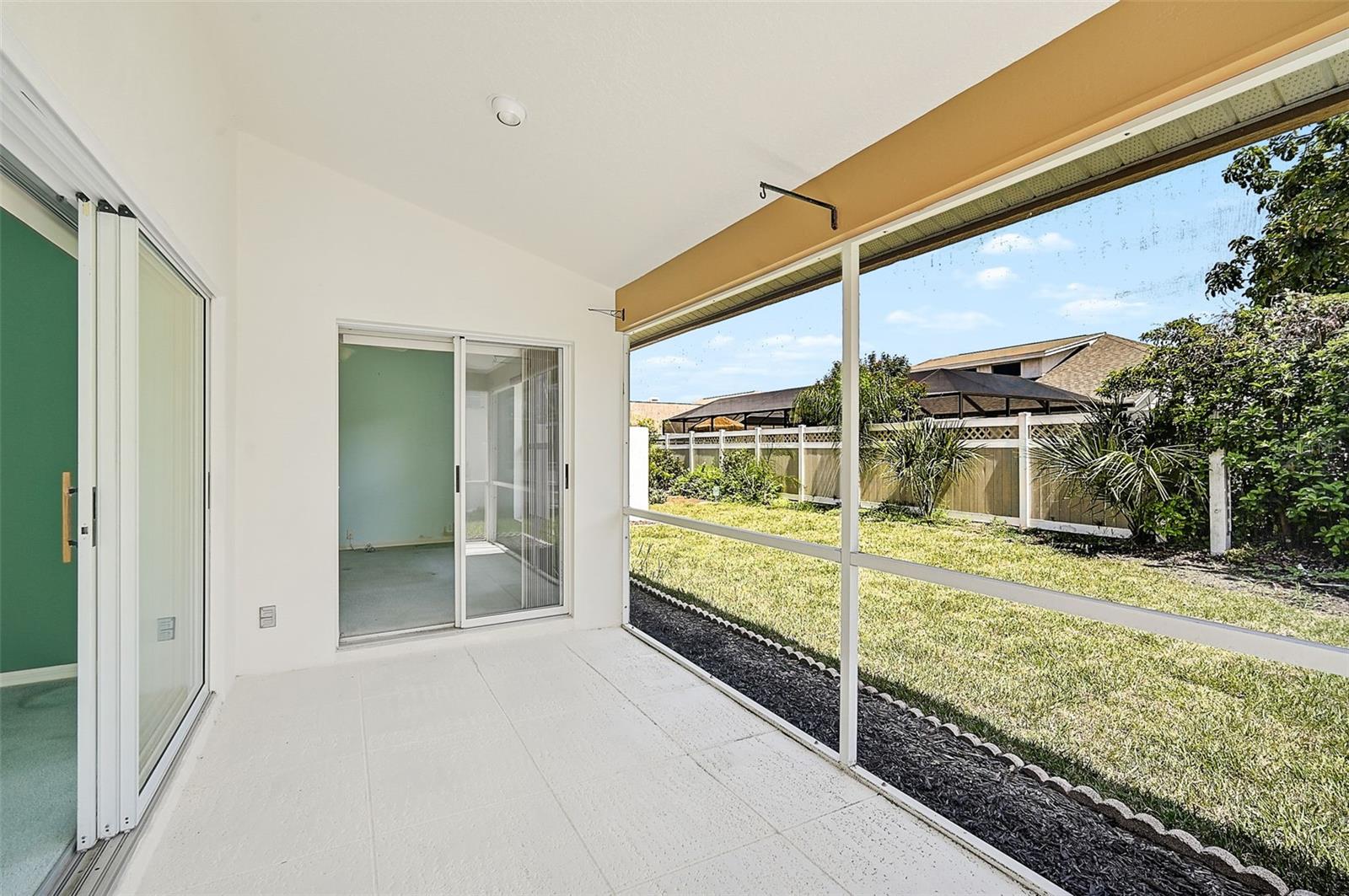 4223 Murfield Dr E Property Photo 32