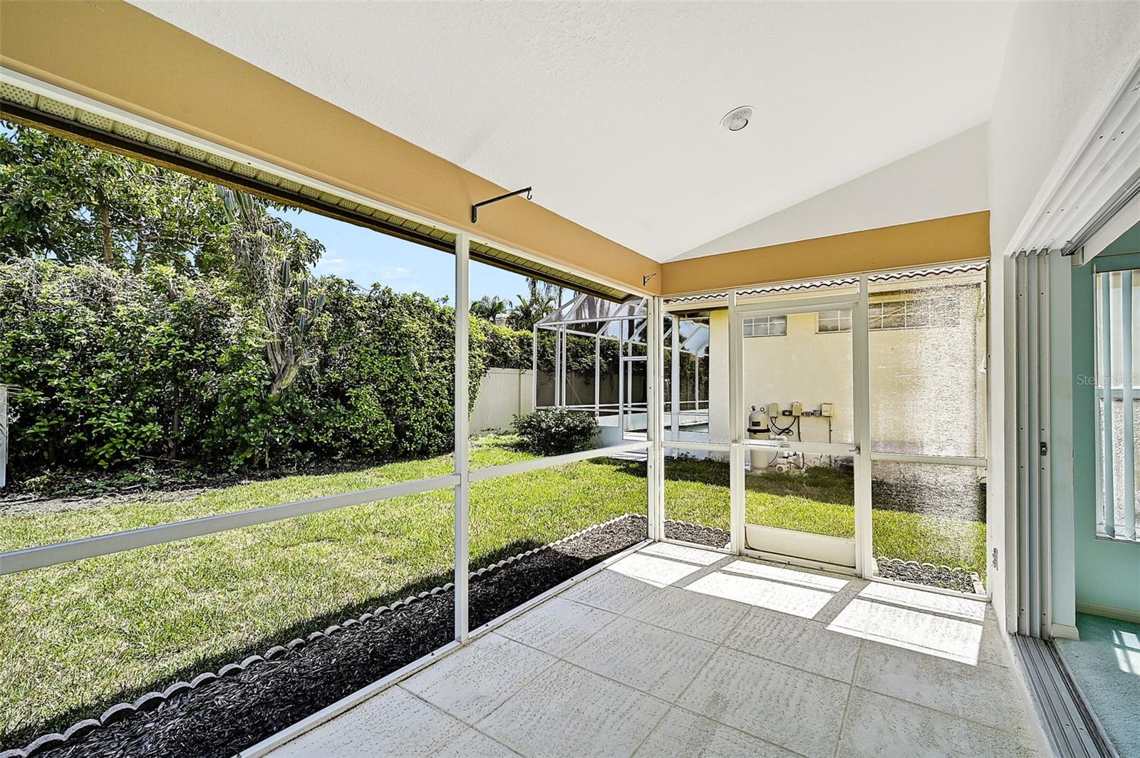 4223 Murfield Dr E Property Photo 35