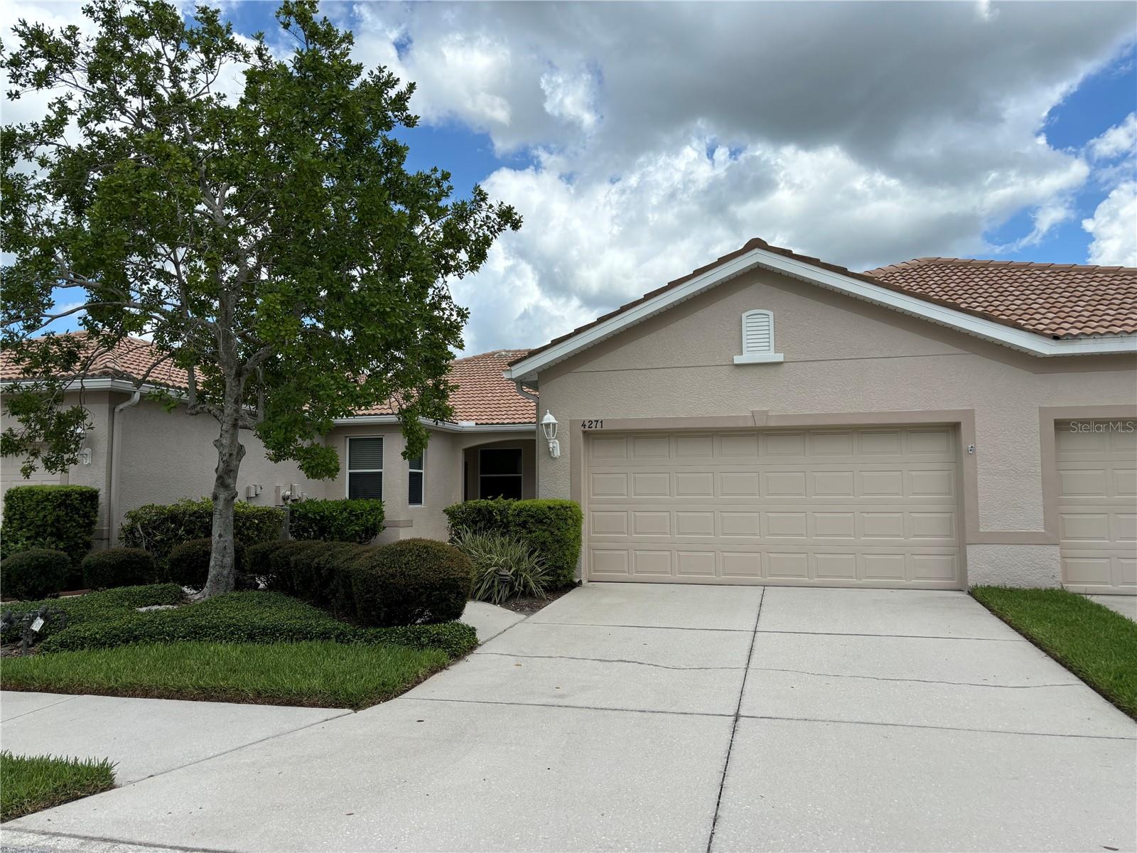 4271 Cascade Falls Dr Property Photo 1